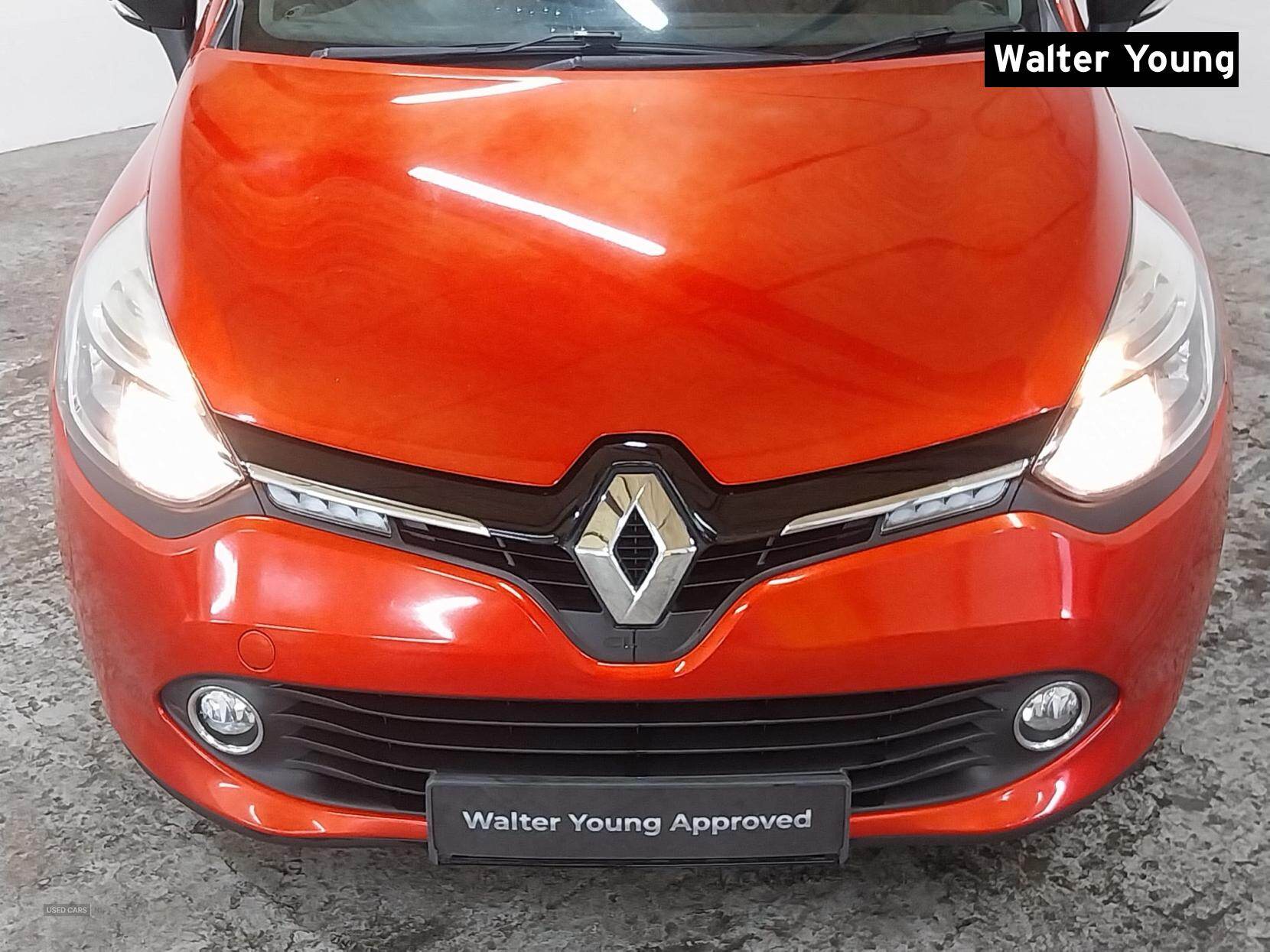 Sep 2014 Renault Clio 1.5 dCi 90 Dynamique MediaNav Energy 5dr