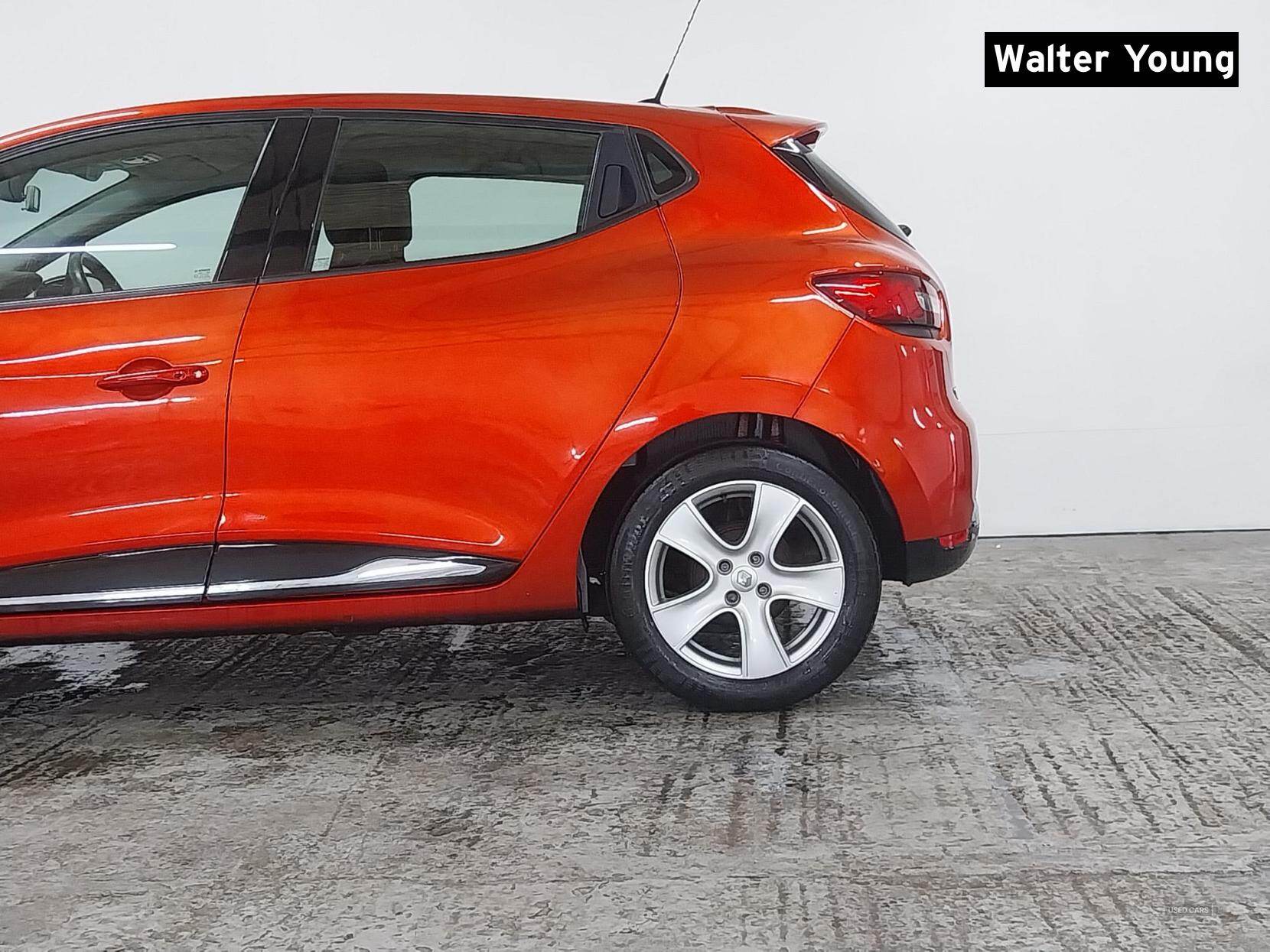 Sep 2014 Renault Clio 1.5 dCi 90 Dynamique MediaNav Energy 5dr