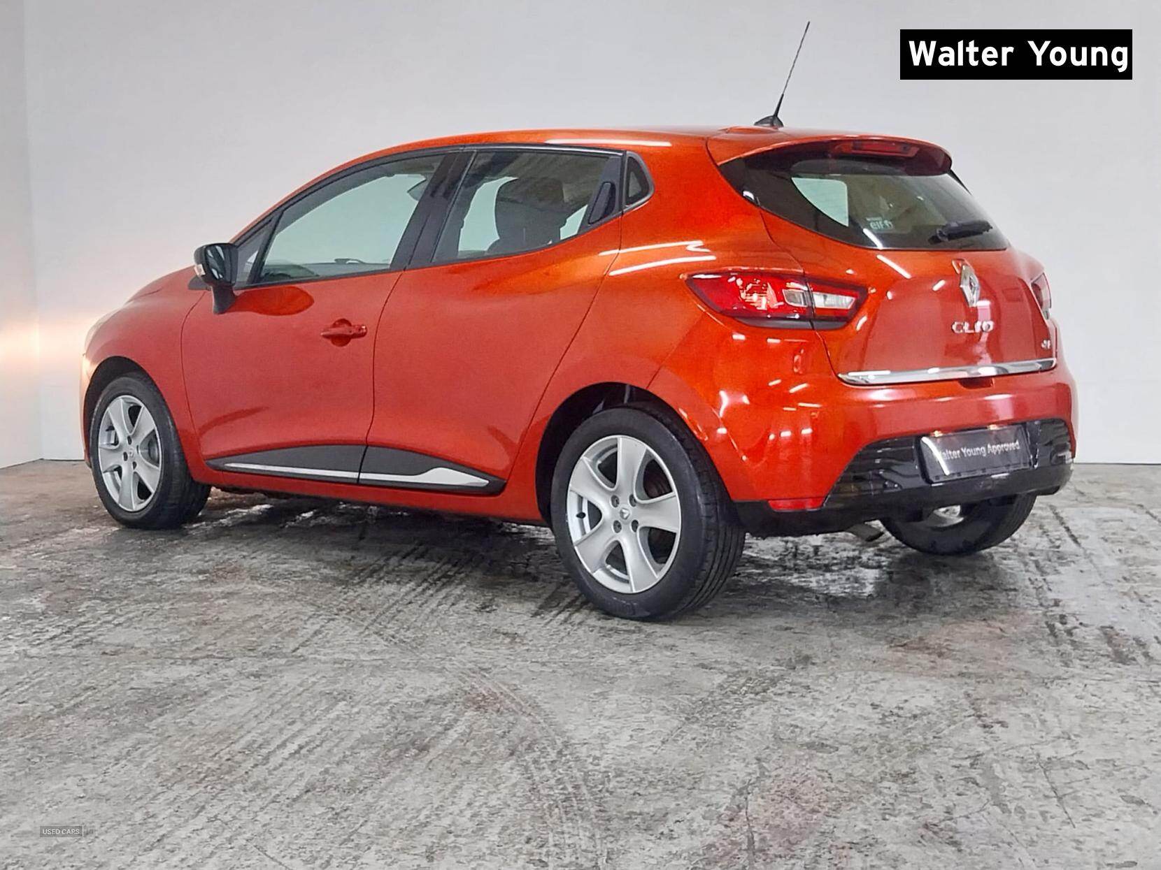 Sep 2014 Renault Clio 1.5 dCi 90 Dynamique MediaNav Energy 5dr