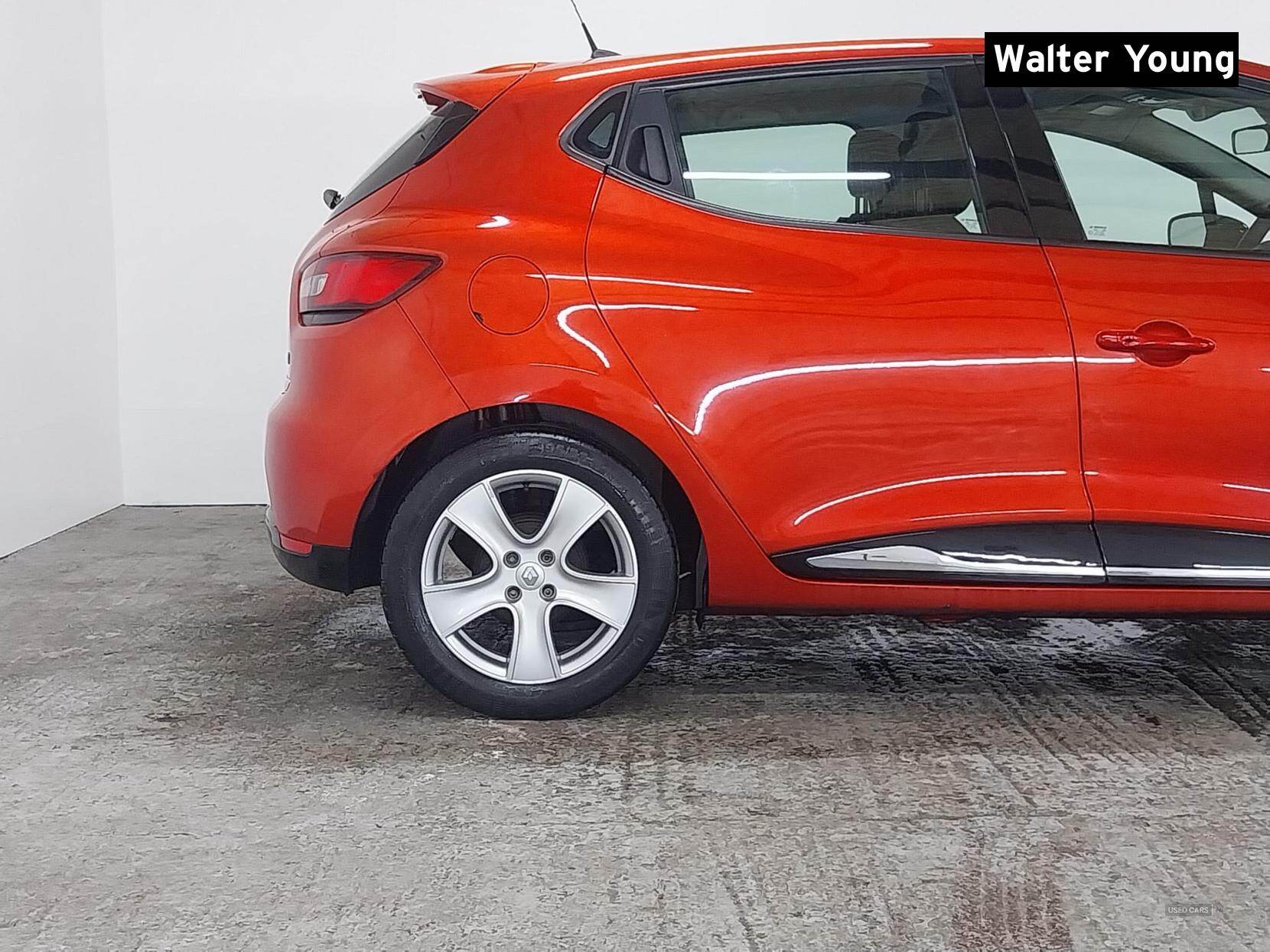 Sep 2014 Renault Clio 1.5 dCi 90 Dynamique MediaNav Energy 5dr