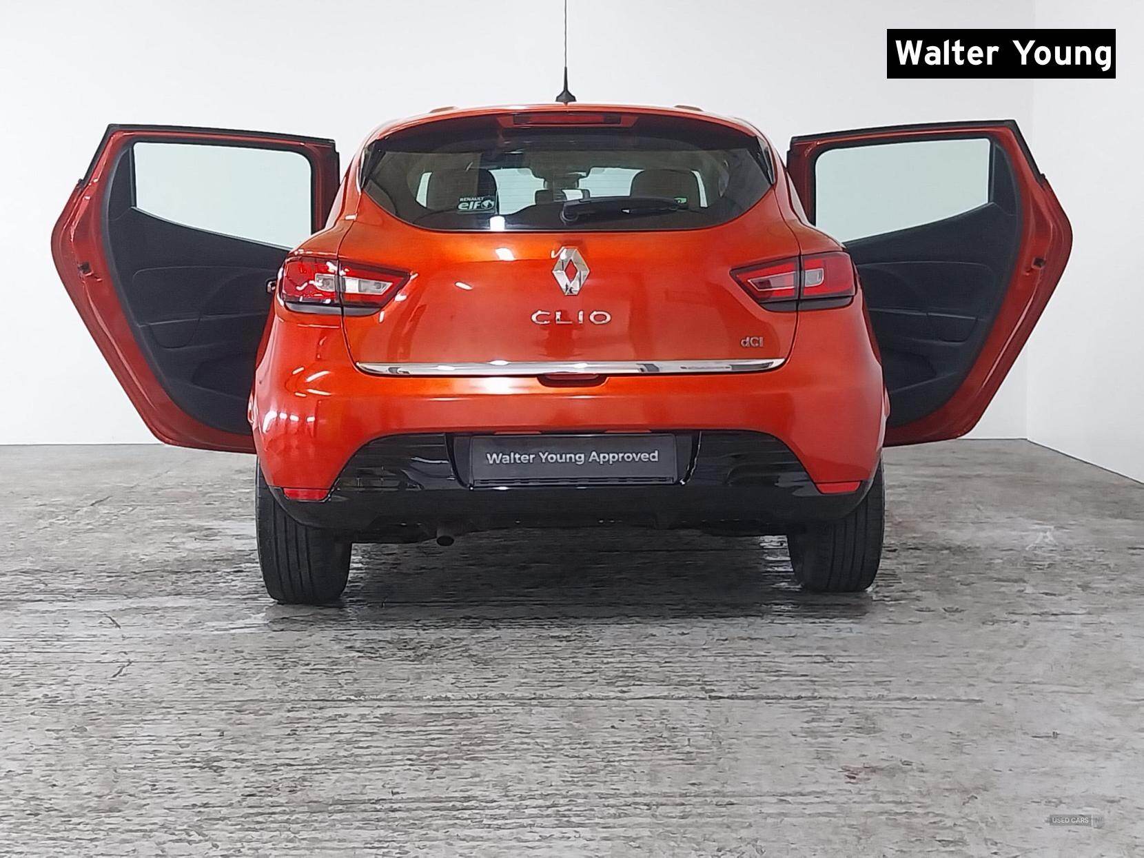 Sep 2014 Renault Clio 1.5 dCi 90 Dynamique MediaNav Energy 5dr