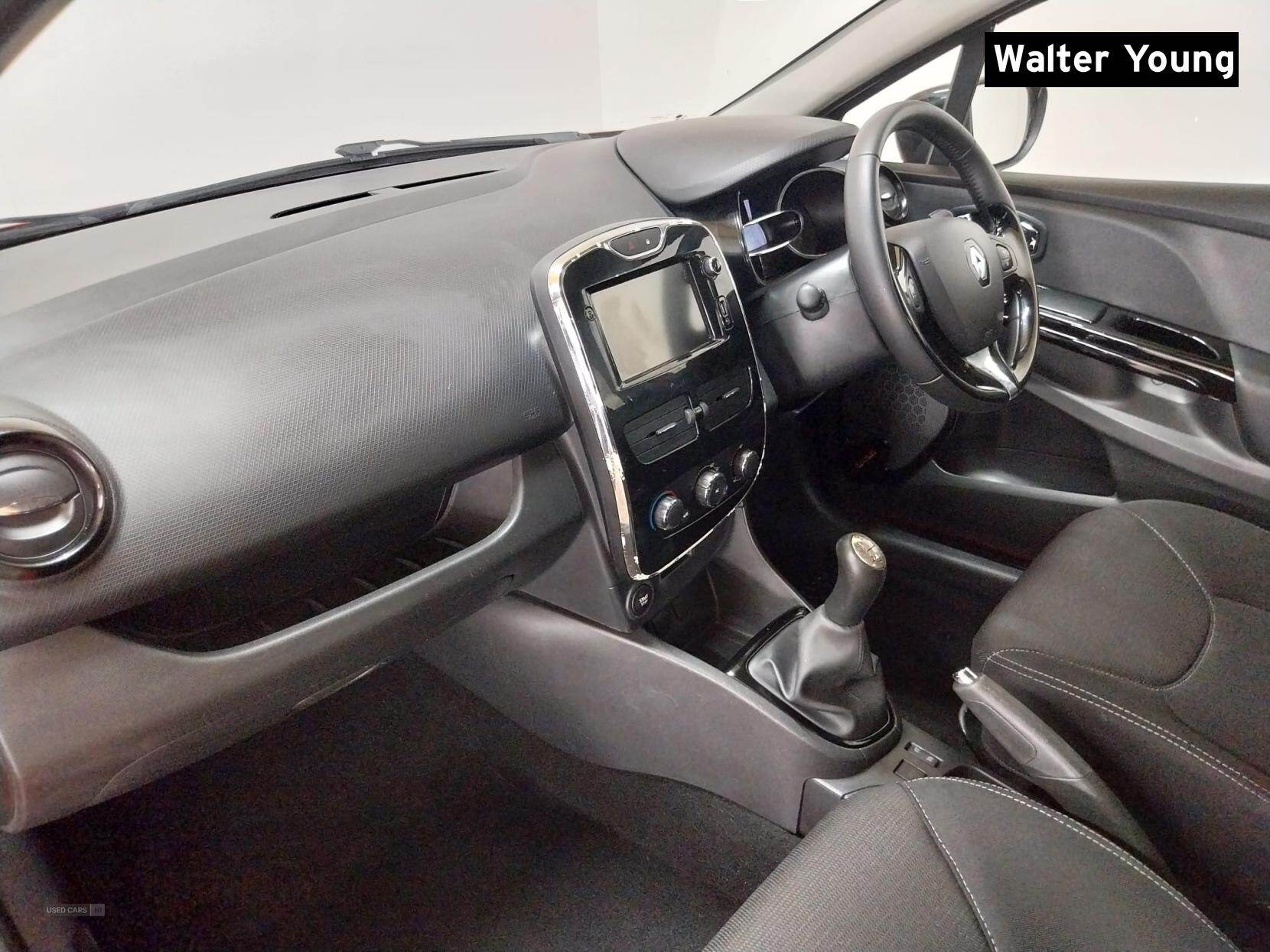 Sep 2014 Renault Clio 1.5 dCi 90 Dynamique MediaNav Energy 5dr