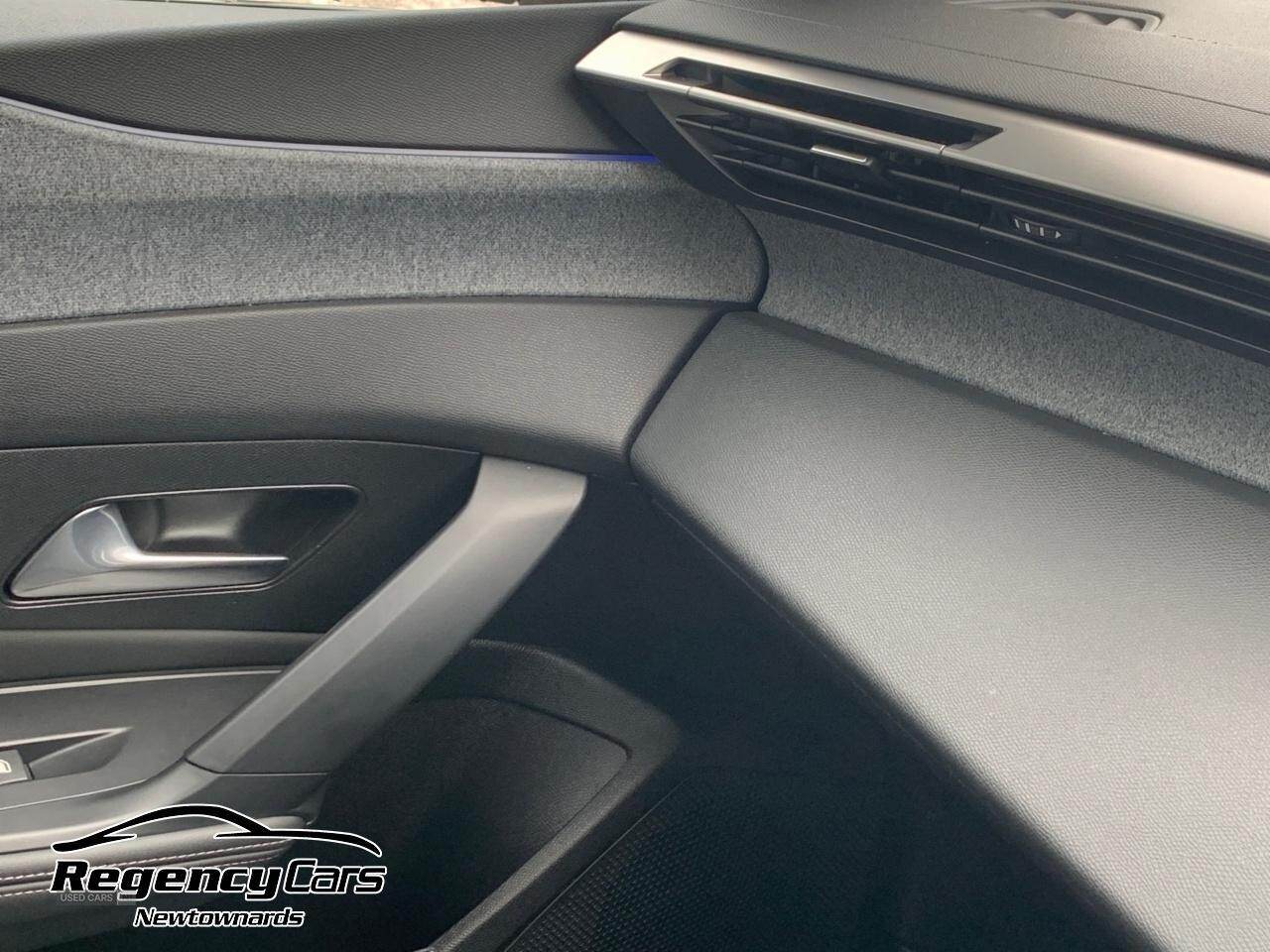 May 2022 Peugeot 308 1.6 Plug-in Hybrid Allure Premium 5dr e-EAT8