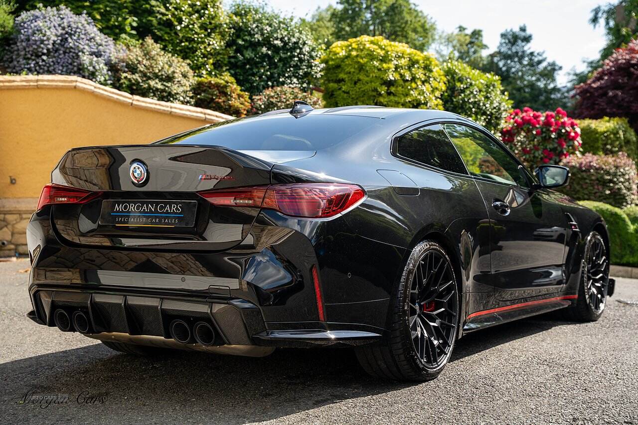 Nov 2022 BMW M4 M4 CSL 2dr Step Auto