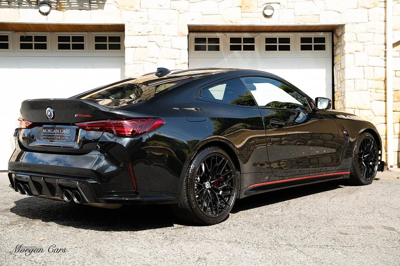 Nov 2022 BMW M4 M4 CSL 2dr Step Auto