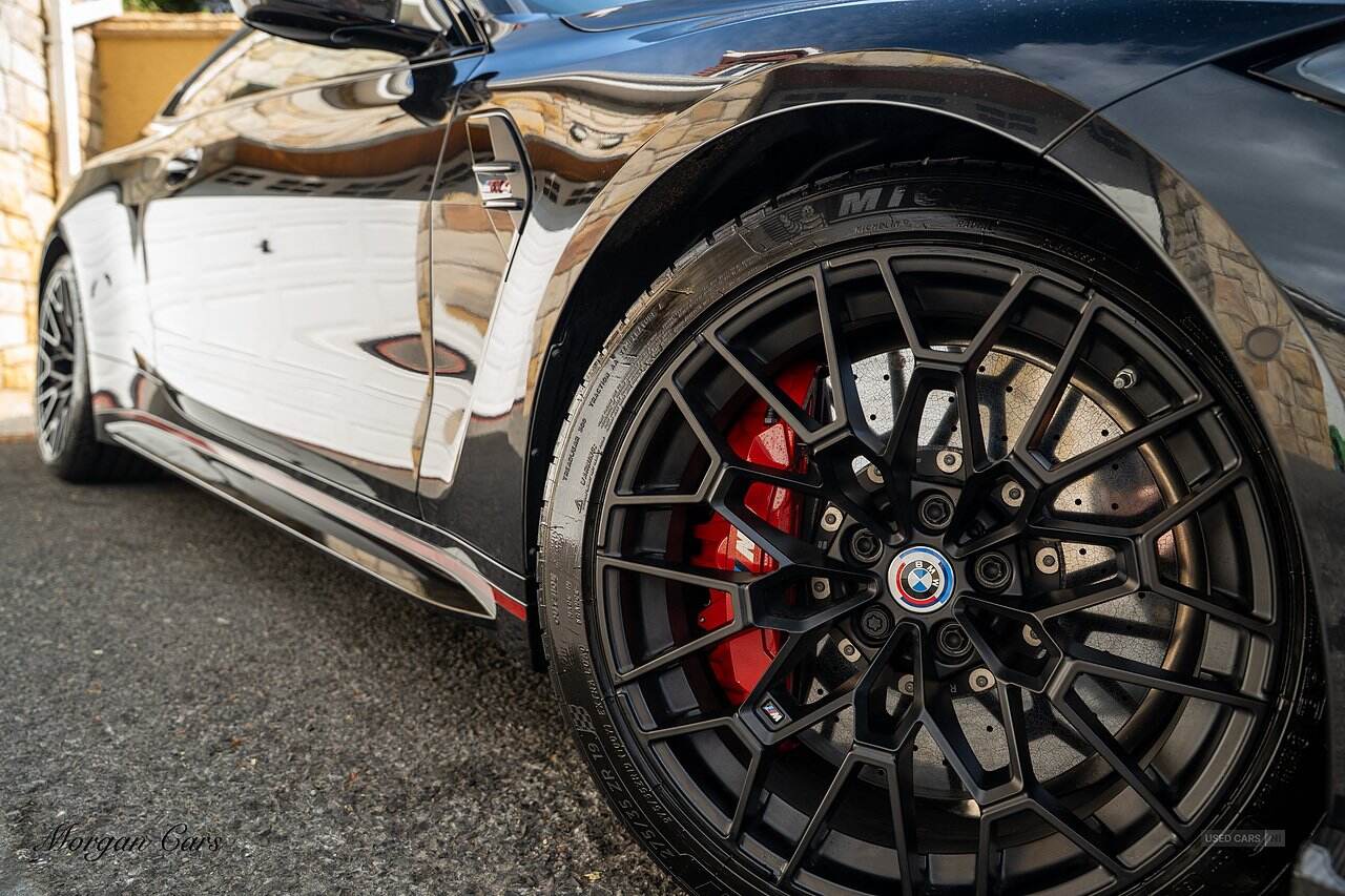 Nov 2022 BMW M4 M4 CSL 2dr Step Auto