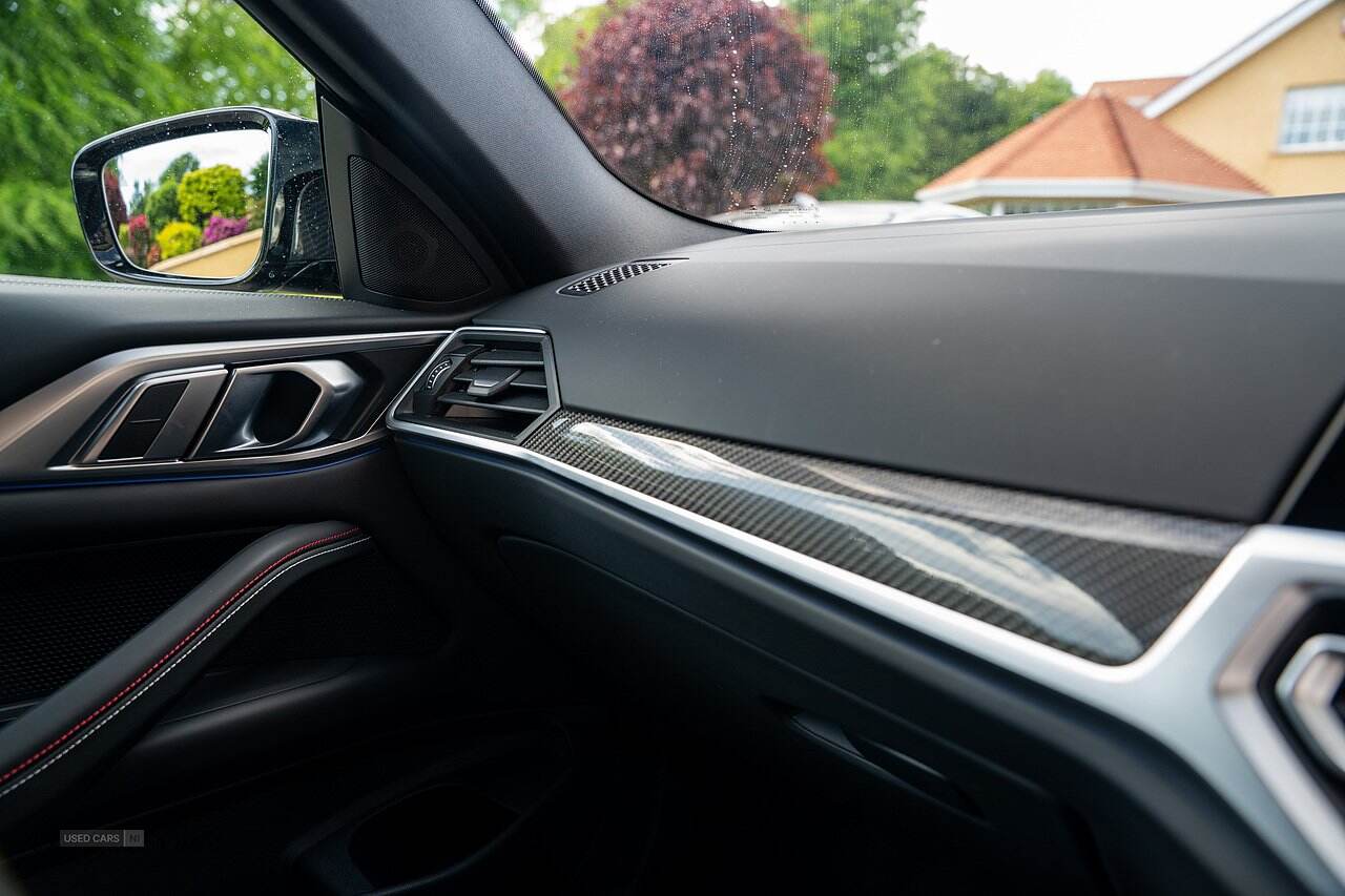Nov 2022 BMW M4 M4 CSL 2dr Step Auto
