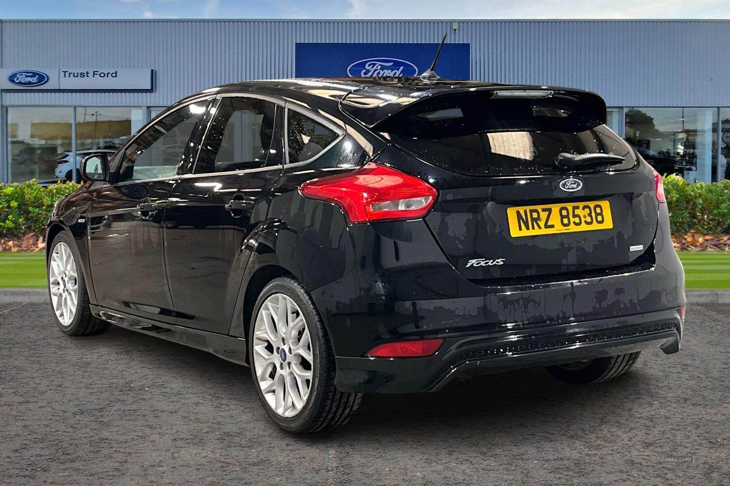 May 2018 Ford Focus 1.0 EcoBoost 140 ST-Line Navigation 5dr