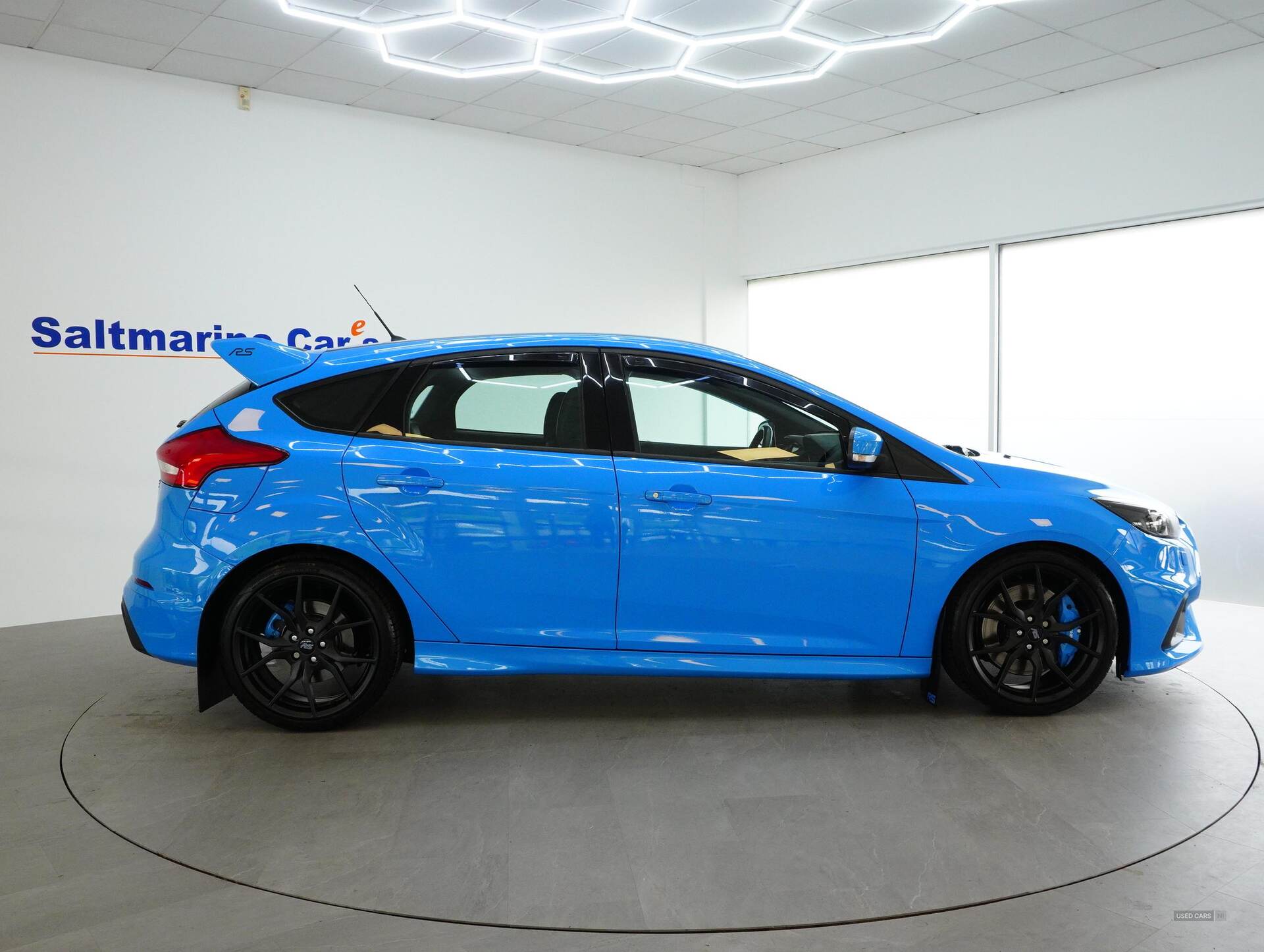 2016 Ford Focus RS 2.3T EcoBoost RS Hatchback 5dr Petrol Manual AWD Euro 6 (s/s) (350 ps)