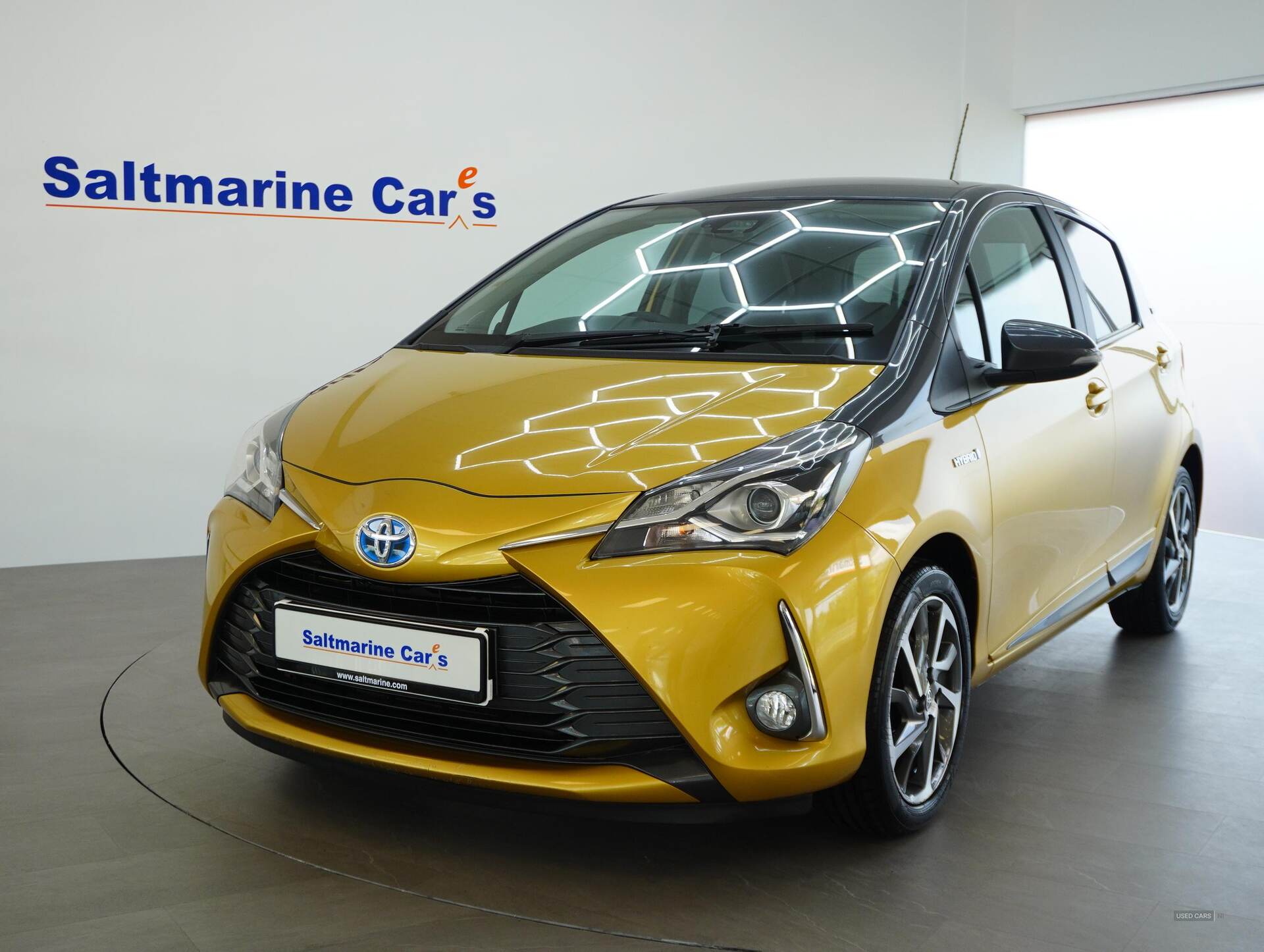 Jan 2019 Toyota Yaris 1.5 Hybrid Y20 5dr CVT [Bi-tone]