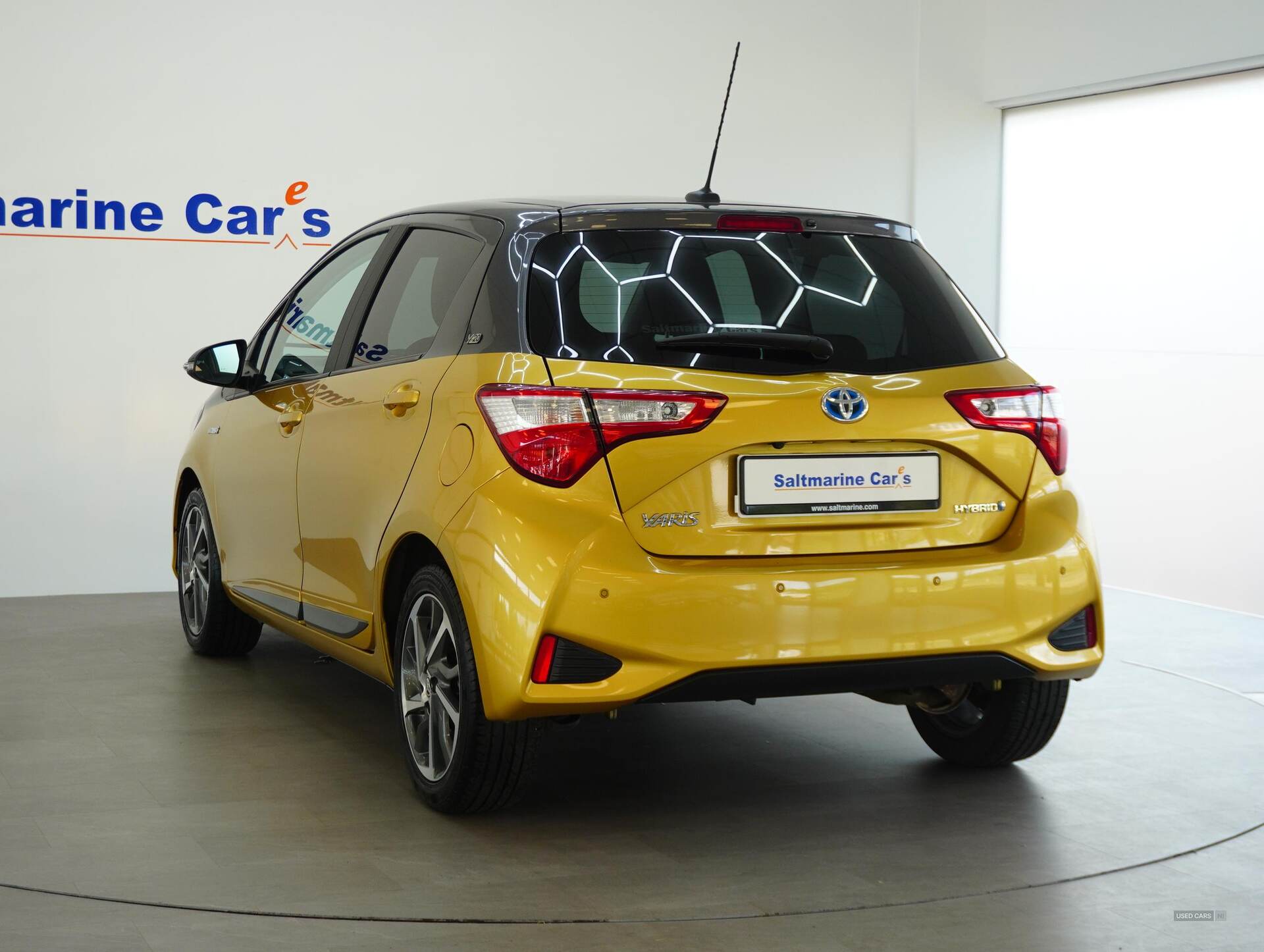 Jan 2019 Toyota Yaris 1.5 Hybrid Y20 5dr CVT [Bi-tone]