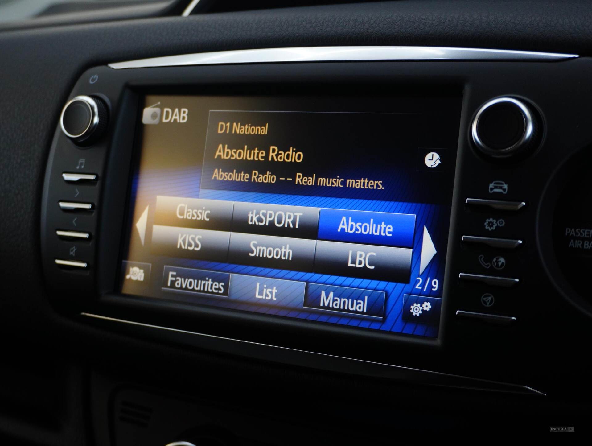 Jan 2019 Toyota Yaris 1.5 Hybrid Y20 5dr CVT [Bi-tone]
