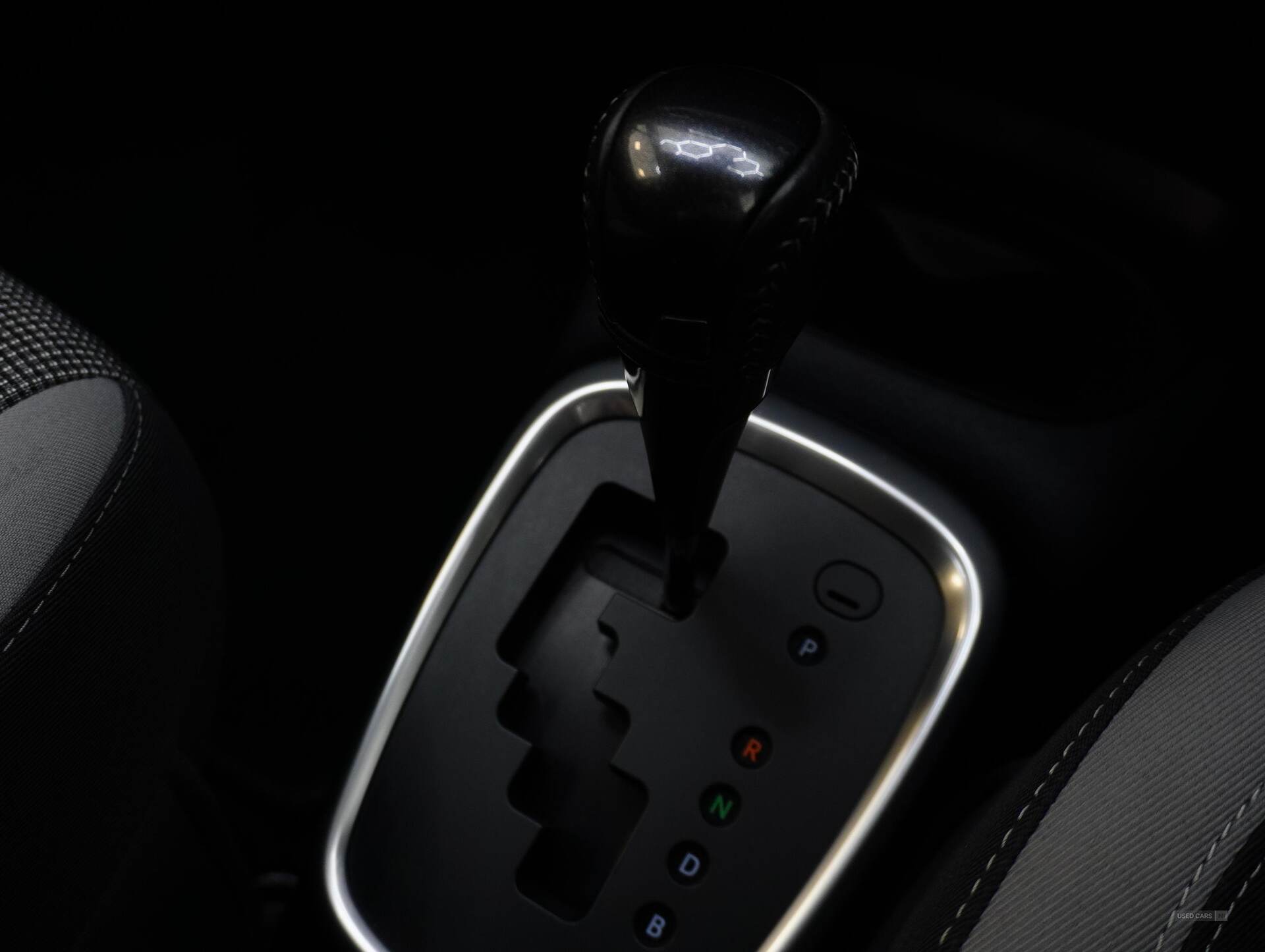 Jan 2019 Toyota Yaris 1.5 Hybrid Y20 5dr CVT [Bi-tone]