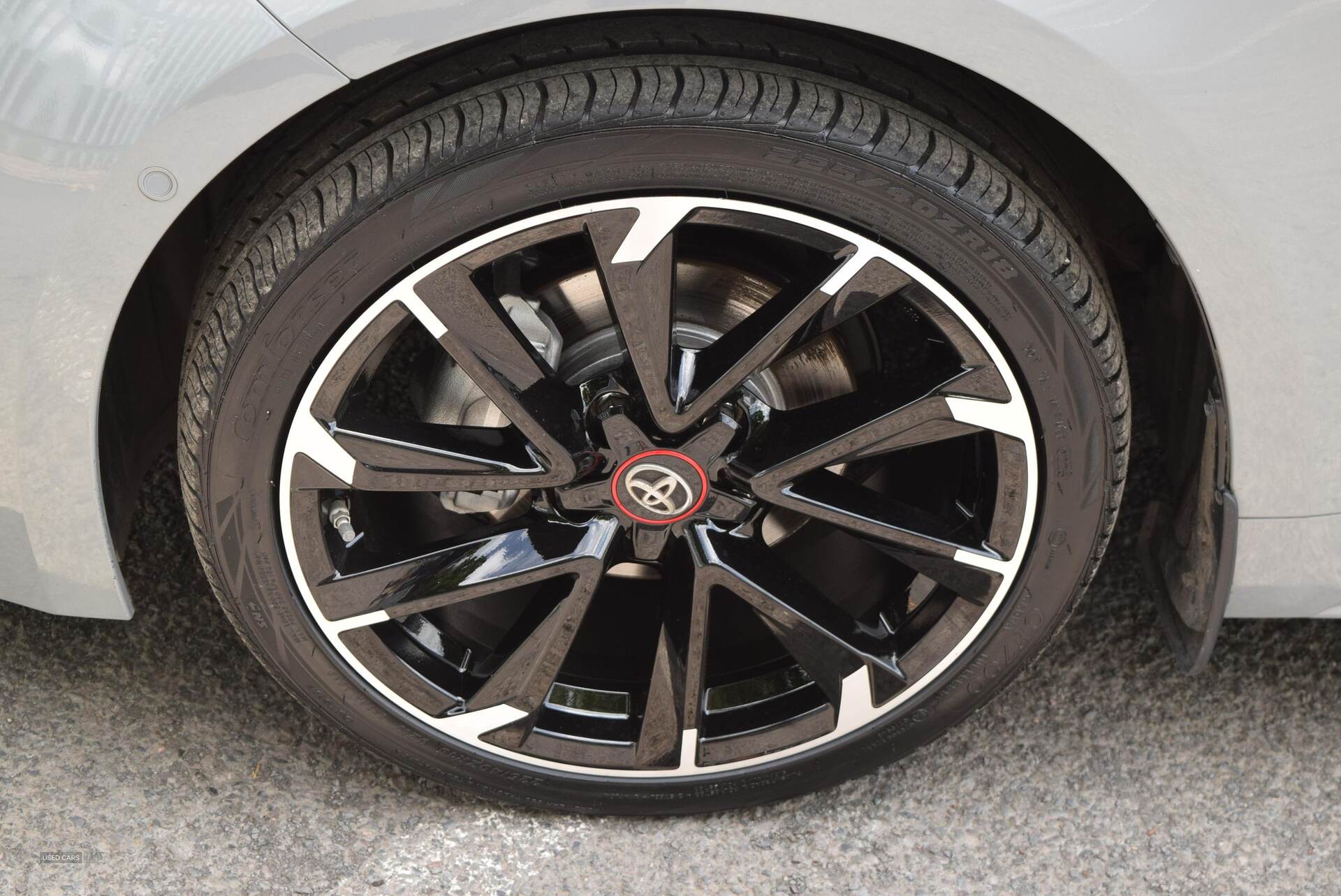 2022 Toyota Corolla 1.8 VVT-i Hybrid GR Sport 5dr CVT