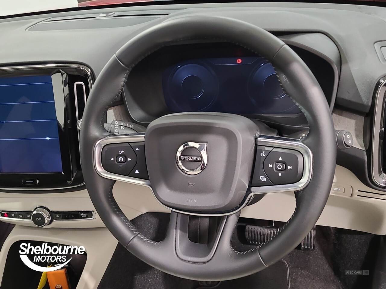 Nov 2020 Volvo XC40 2.0 B4P Inscription 5dr AWD Auto
