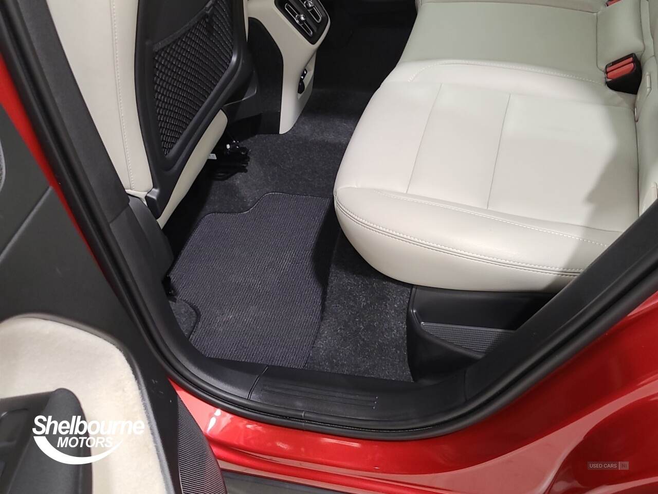 Nov 2020 Volvo XC40 2.0 B4P Inscription 5dr AWD Auto