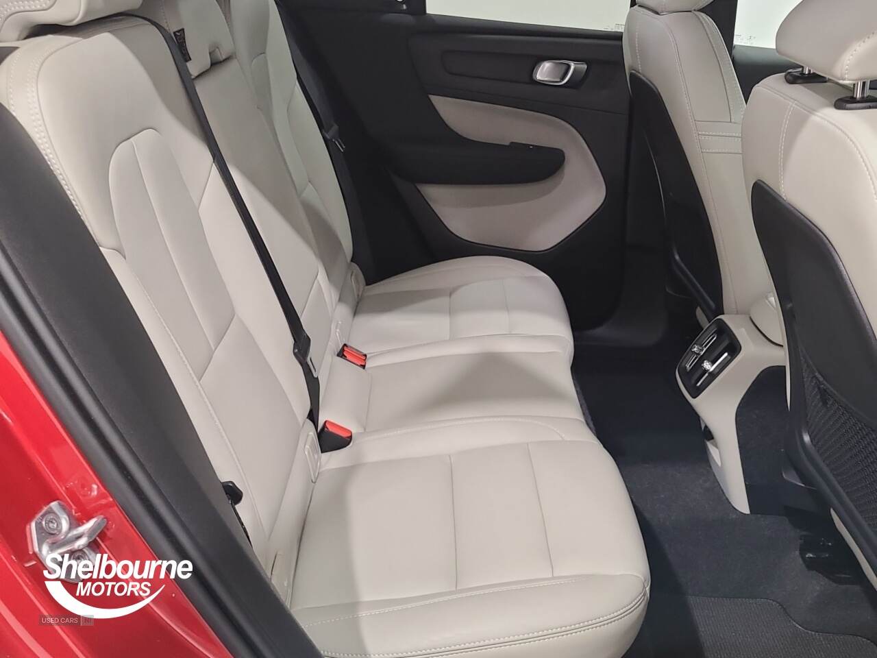 Nov 2020 Volvo XC40 2.0 B4P Inscription 5dr AWD Auto