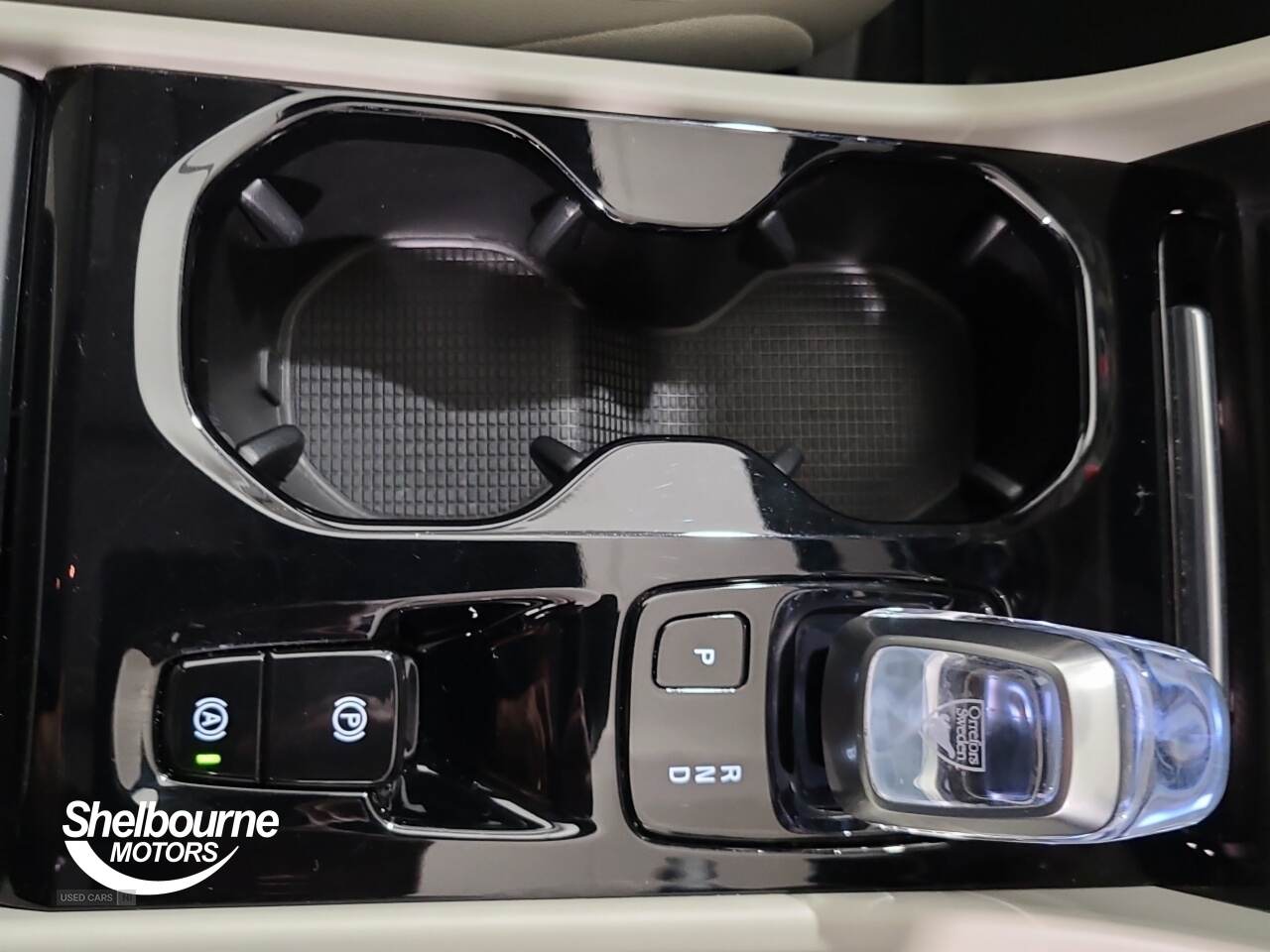 Nov 2020 Volvo XC40 2.0 B4P Inscription 5dr AWD Auto