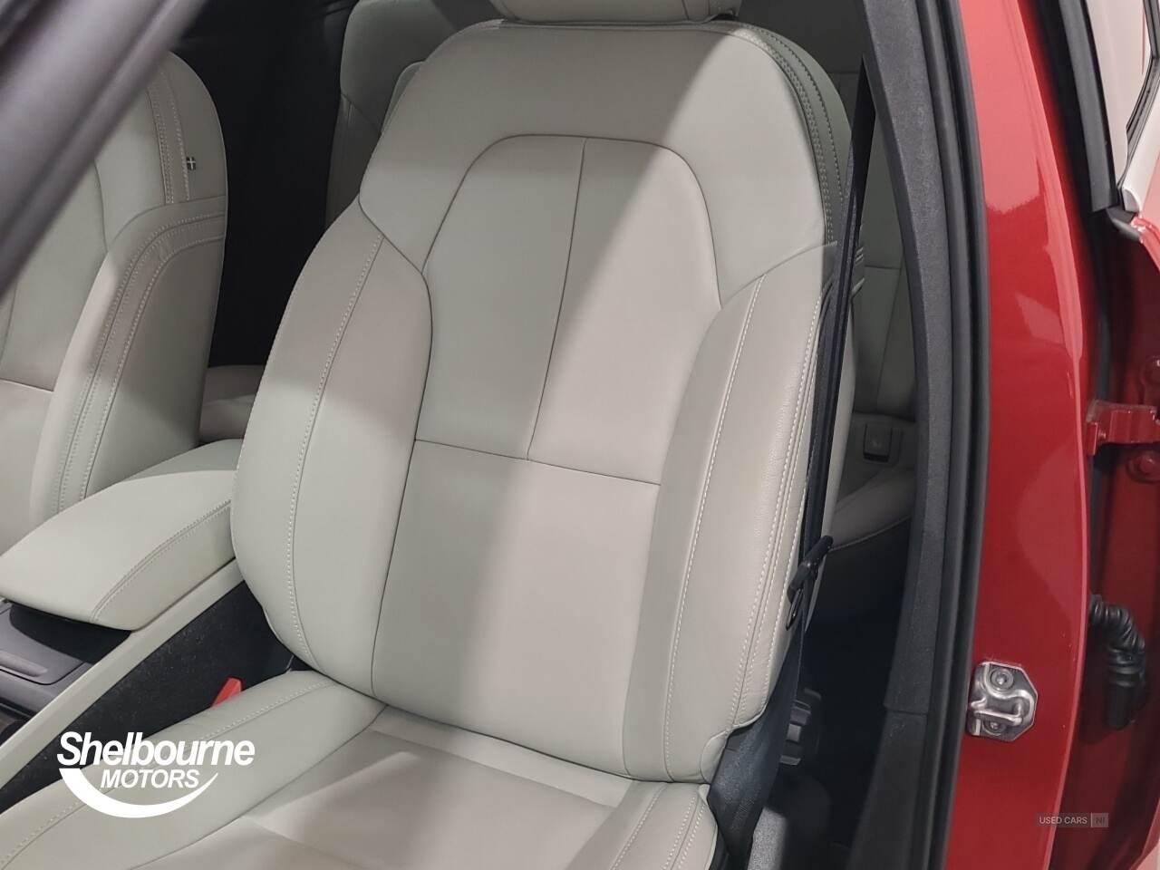 Nov 2020 Volvo XC40 2.0 B4P Inscription 5dr AWD Auto