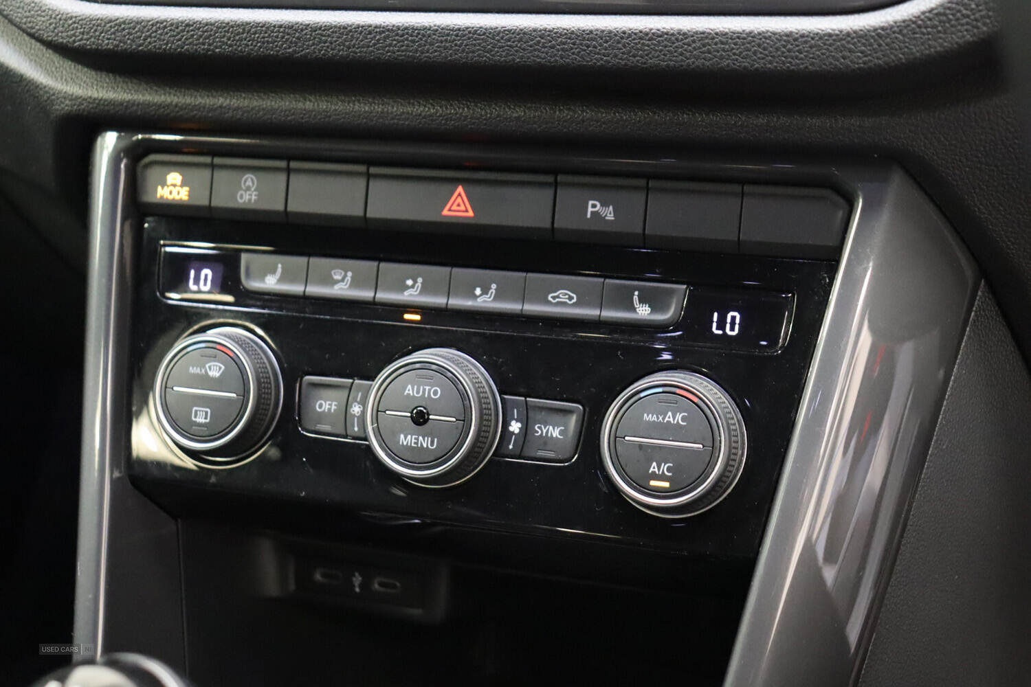 Nov 2021 Volkswagen T-Roc 1.5 TSI EVO R-Line 5dr