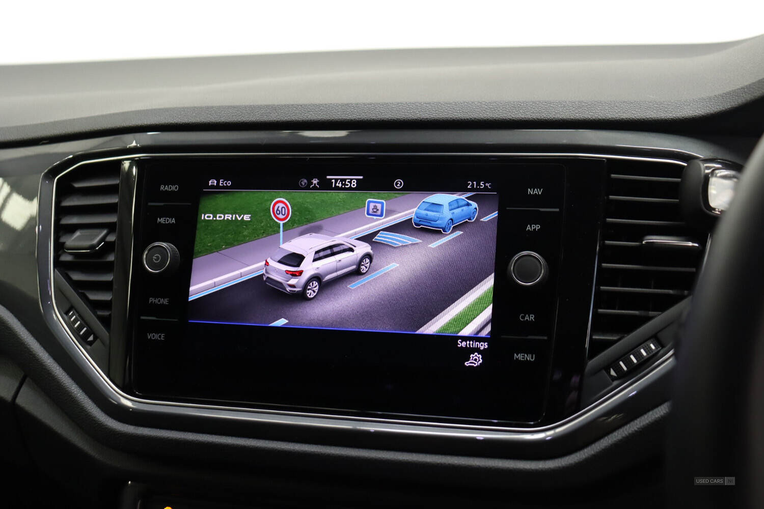 Nov 2021 Volkswagen T-Roc 1.5 TSI EVO R-Line 5dr