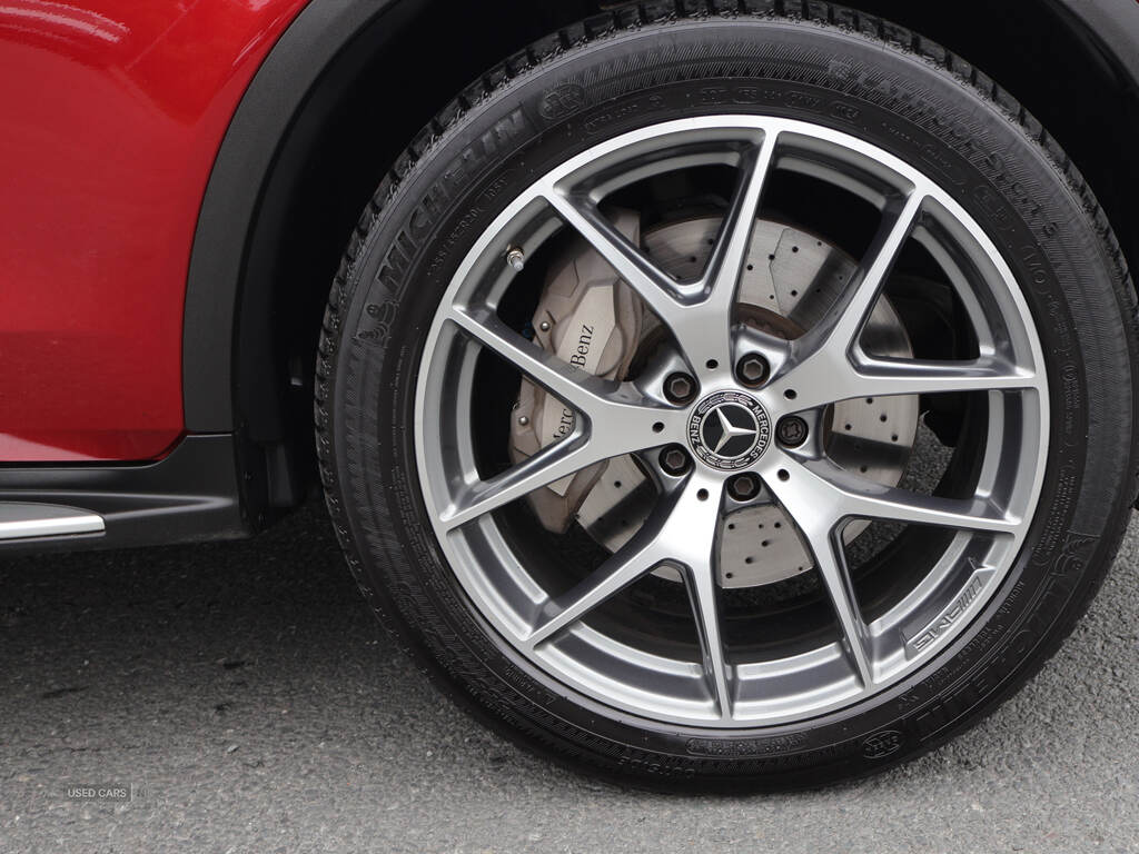 May 2021 Mercedes-Benz GLC GLC 300d 4Matic AMG Line Premium Pls 5dr 9G-Tronic