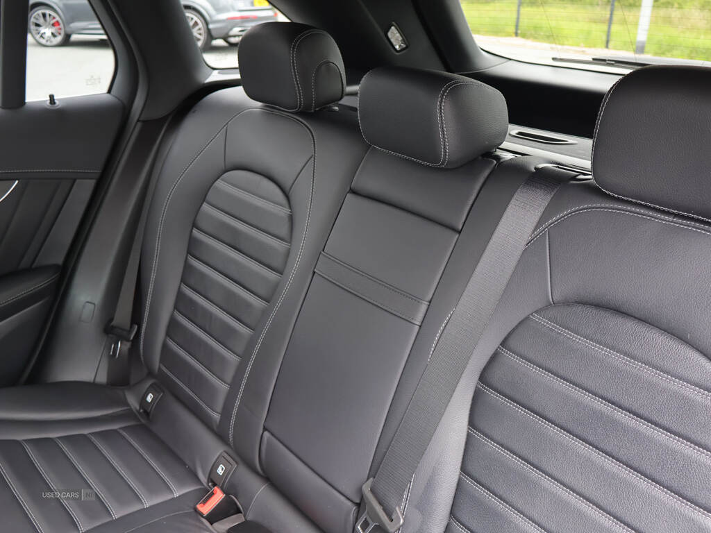 May 2021 Mercedes-Benz GLC GLC 300d 4Matic AMG Line Premium Pls 5dr 9G-Tronic