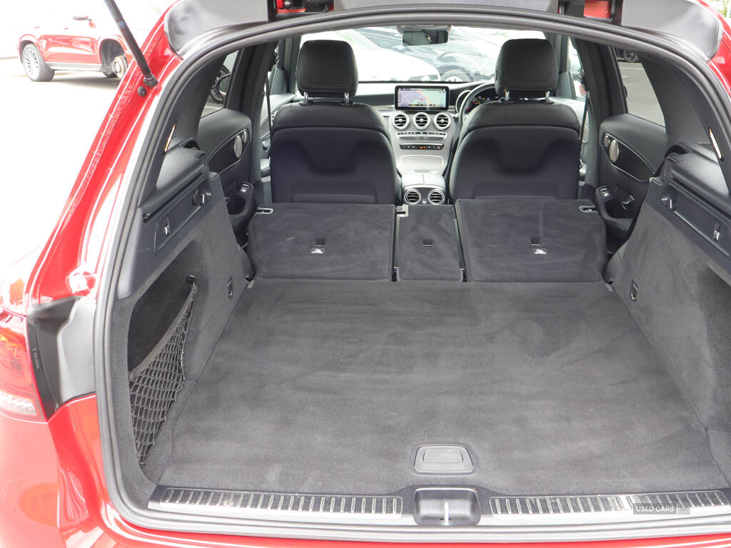 May 2021 Mercedes-Benz GLC GLC 300d 4Matic AMG Line Premium Pls 5dr 9G-Tronic