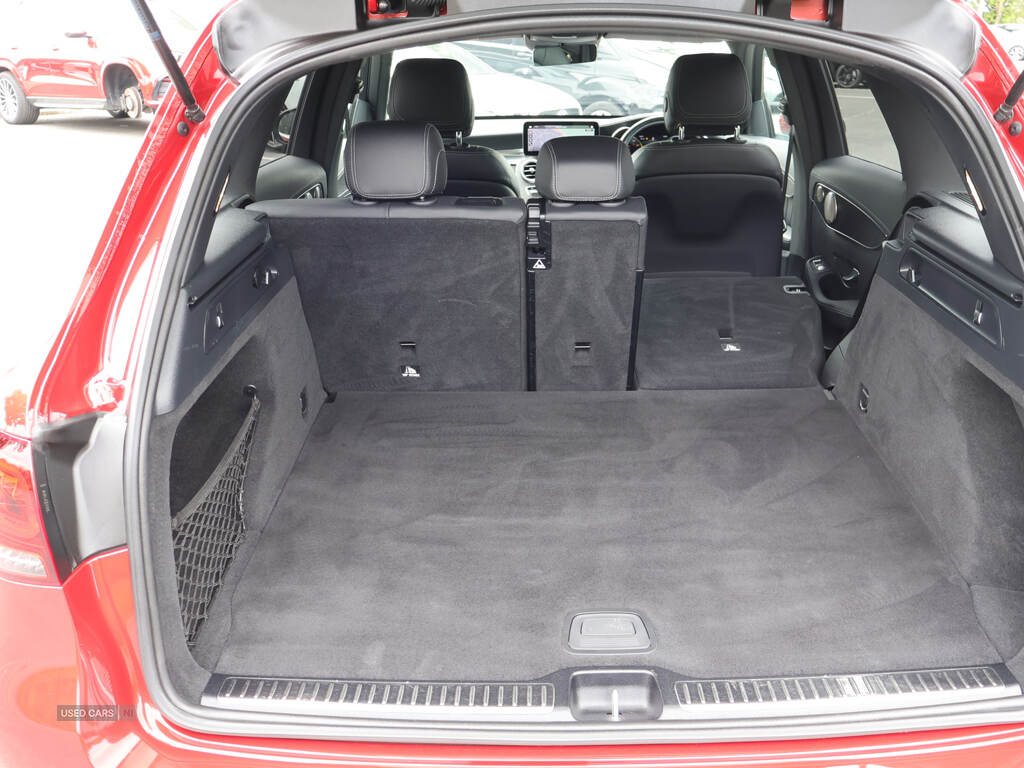 May 2021 Mercedes-Benz GLC GLC 300d 4Matic AMG Line Premium Pls 5dr 9G-Tronic