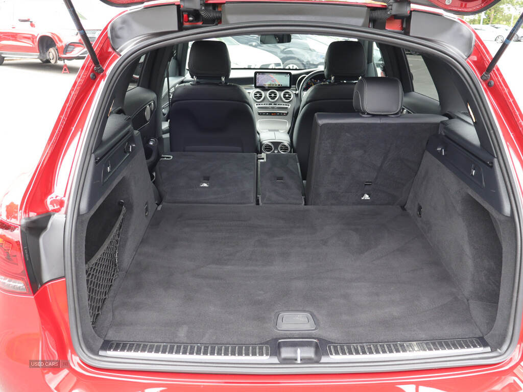 May 2021 Mercedes-Benz GLC GLC 300d 4Matic AMG Line Premium Pls 5dr 9G-Tronic
