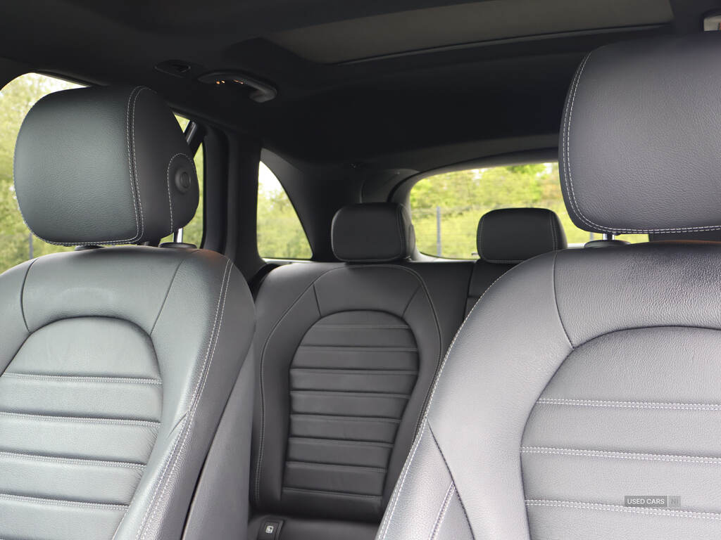 May 2021 Mercedes-Benz GLC GLC 300d 4Matic AMG Line Premium Pls 5dr 9G-Tronic