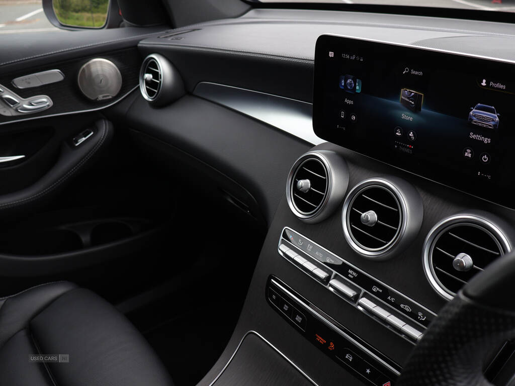 May 2021 Mercedes-Benz GLC GLC 300d 4Matic AMG Line Premium Pls 5dr 9G-Tronic