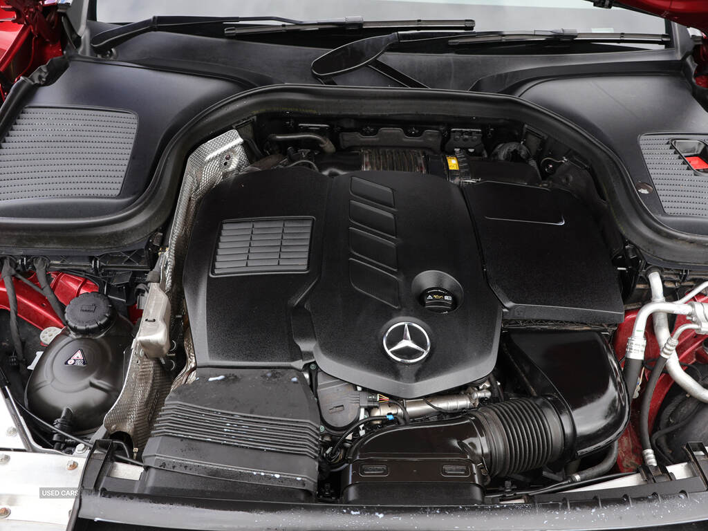 May 2021 Mercedes-Benz GLC GLC 300d 4Matic AMG Line Premium Pls 5dr 9G-Tronic