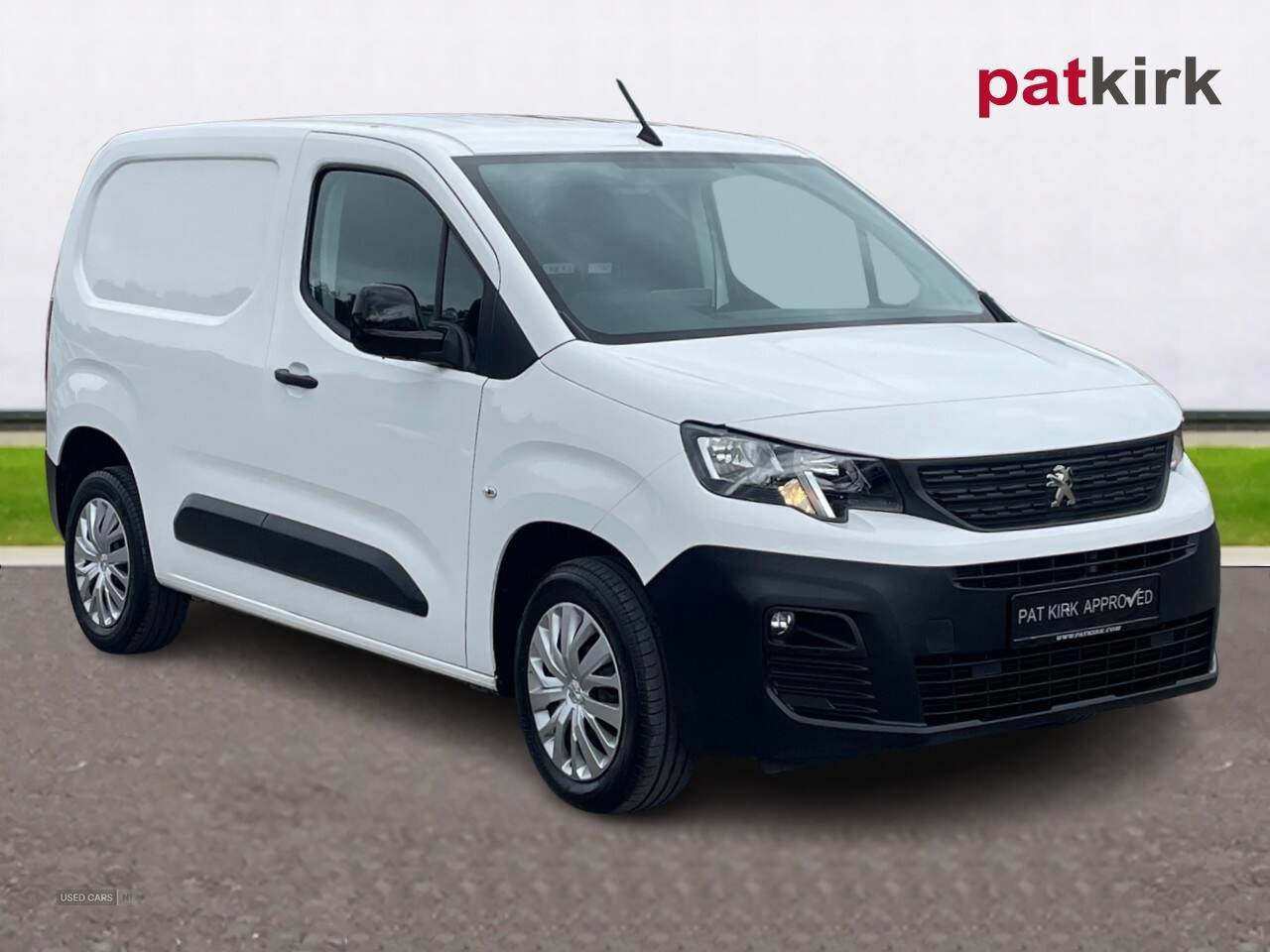 Jan 2022 Peugeot Partner 1000 1.5 BlueHDi 100 Professional Prem Van [6 Spd]