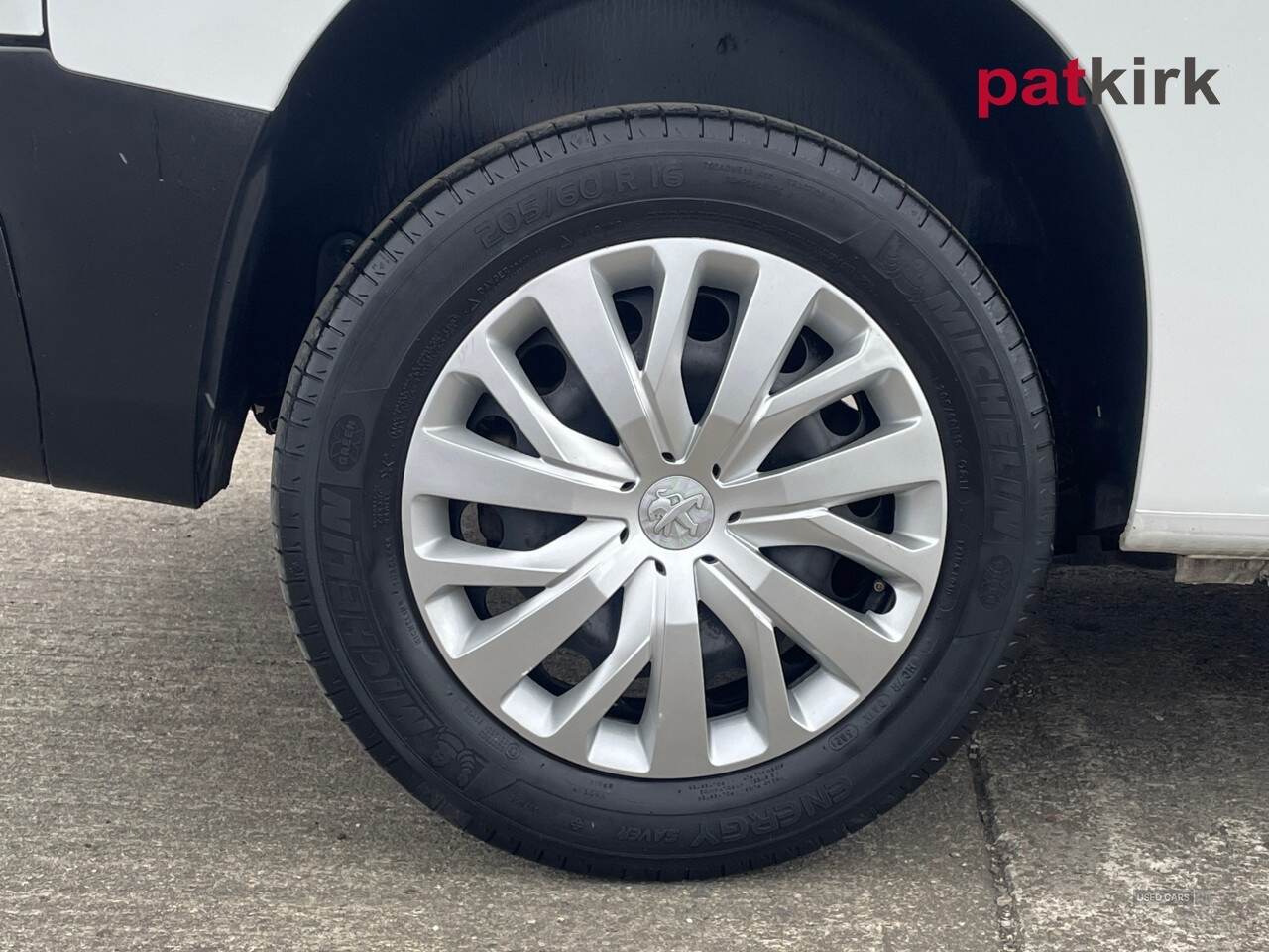 Jan 2022 Peugeot Partner 1000 1.5 BlueHDi 100 Professional Prem Van [6 Spd]