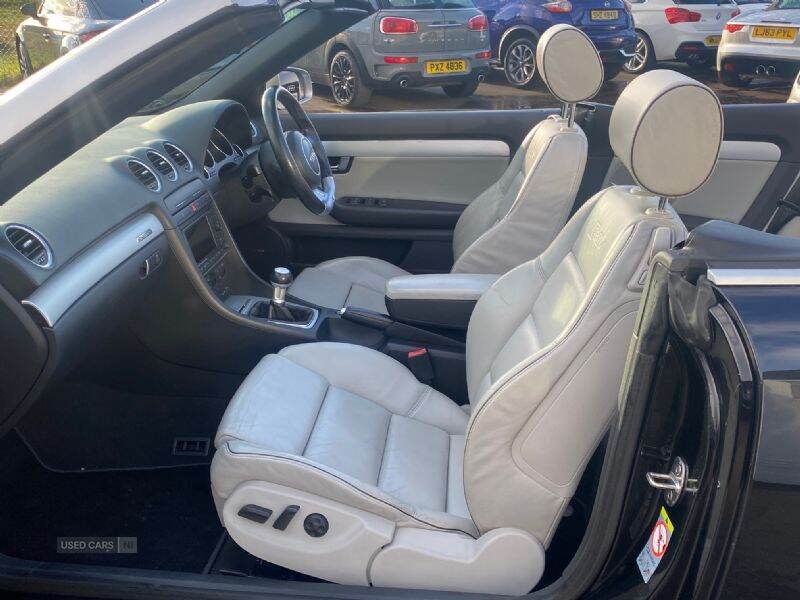 2006 Audi RS4 Cabriolet Base