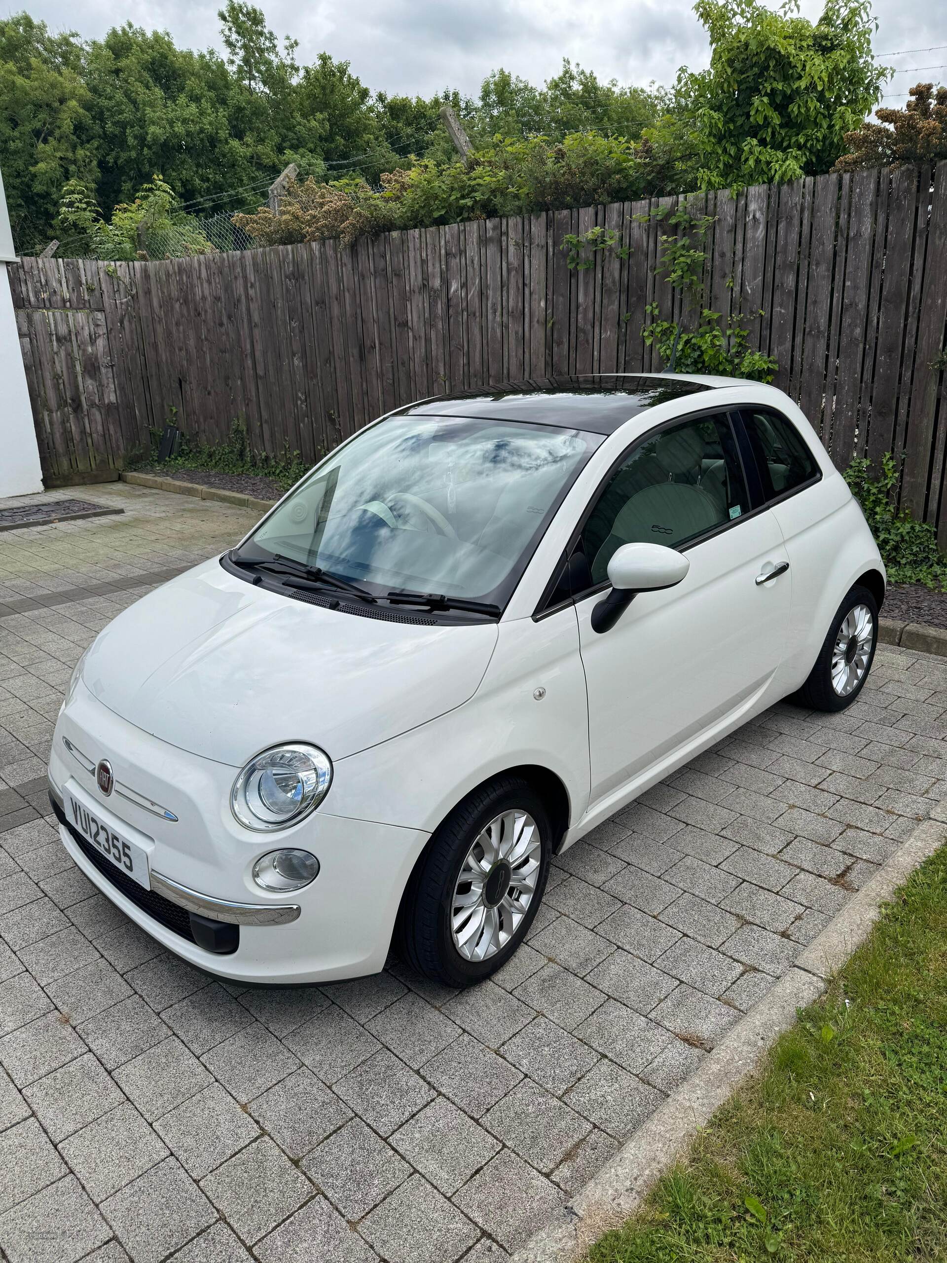 Fiat 500 HATCHBACK in Derry / Londonderry