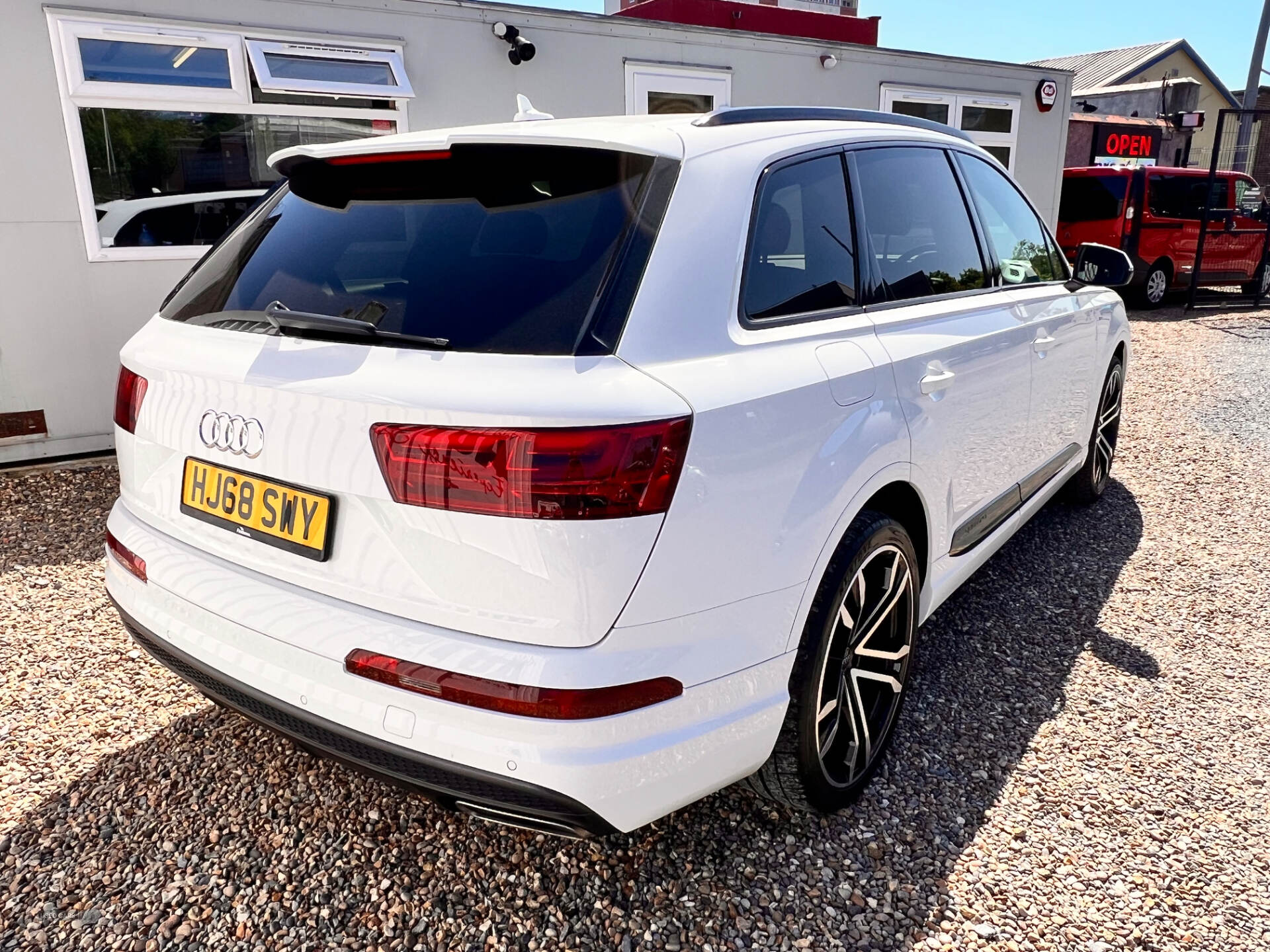 Audi Q7 DIESEL ESTATE in Antrim