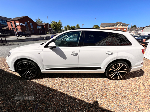 Audi Q7 DIESEL ESTATE in Antrim