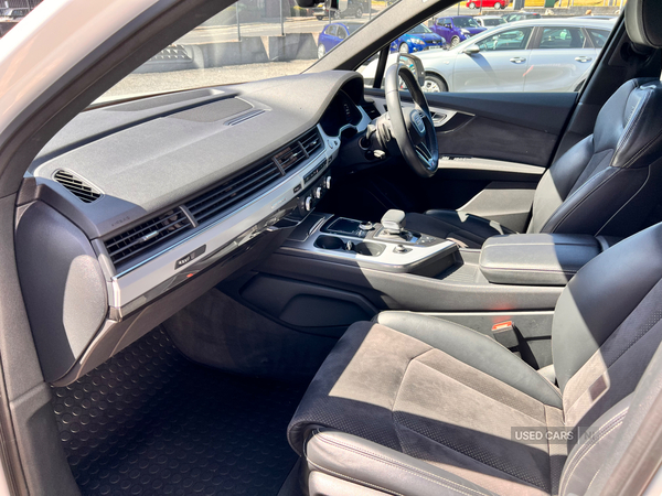 Audi Q7 DIESEL ESTATE in Antrim