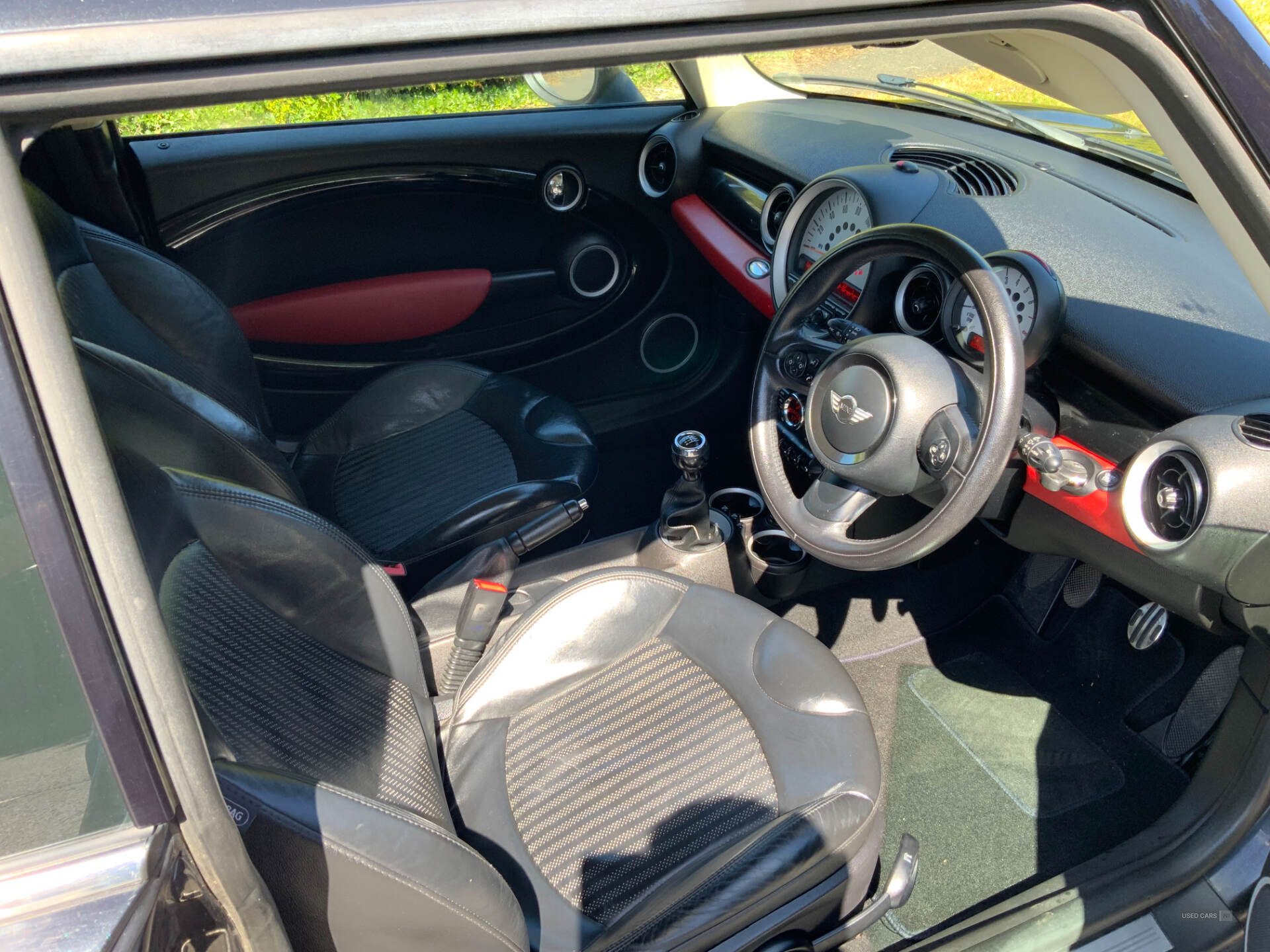 Jun 2013 MINI Hatch 1.6 Cooper 3dr