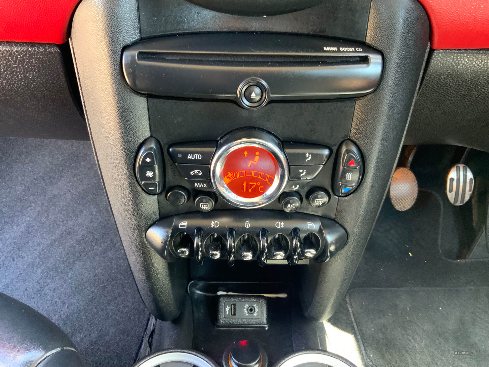 Jun 2013 MINI Hatch 1.6 Cooper 3dr