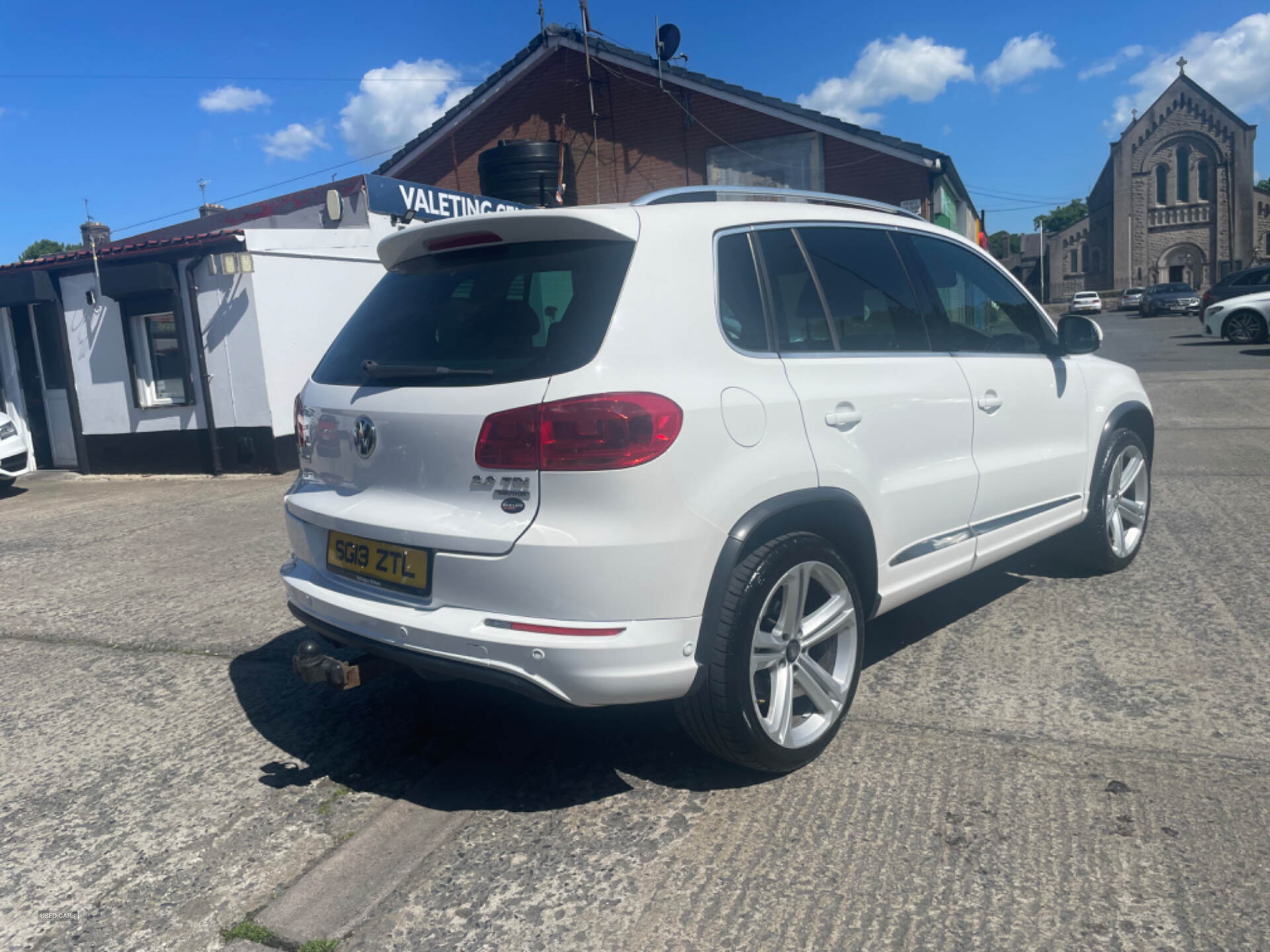 May 2013 Volkswagen Tiguan 2.0 TDi BlueMotion Tech R-Line 5dr