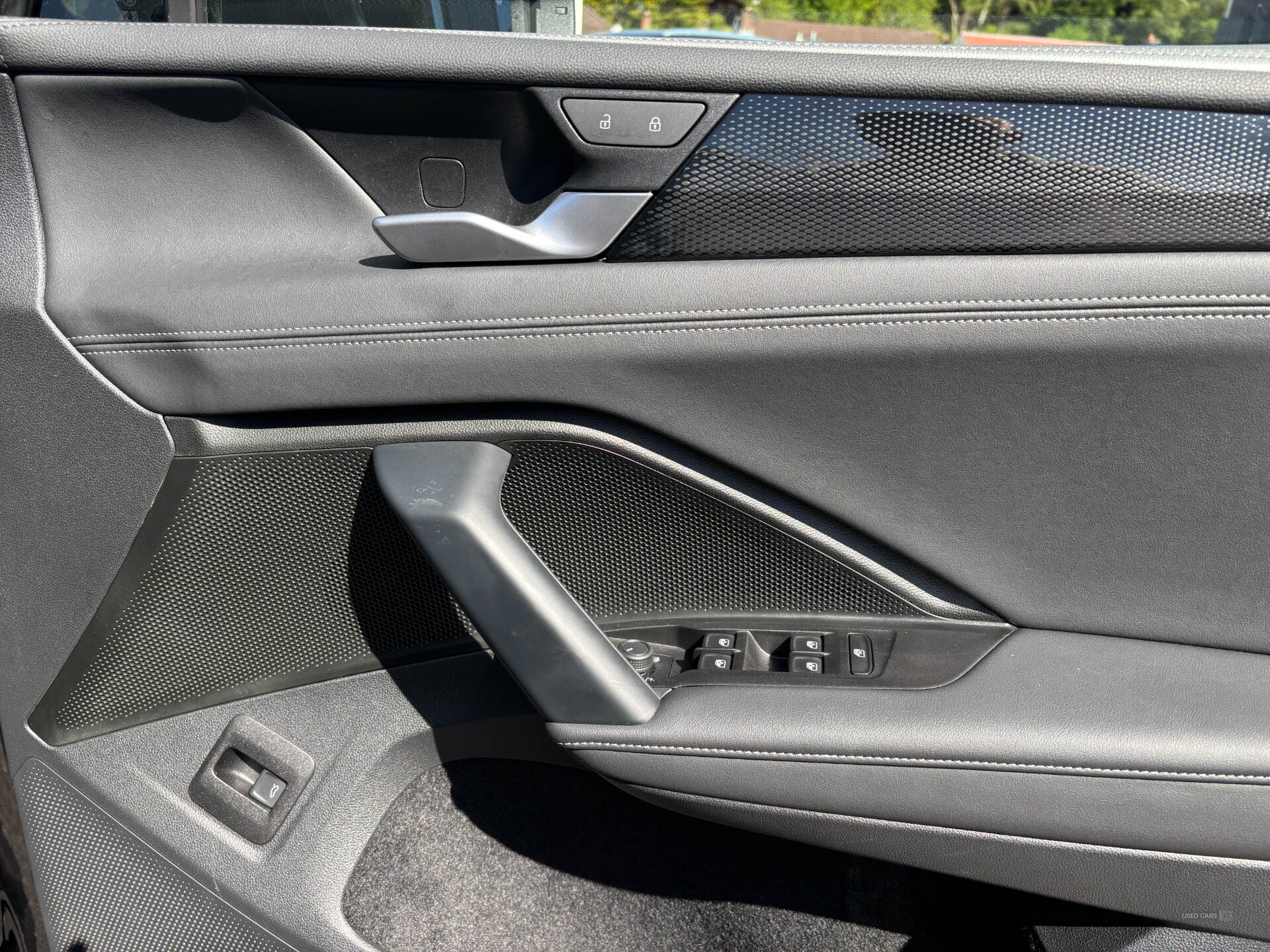 Volkswagen Tiguan DIESEL ESTATE in Down