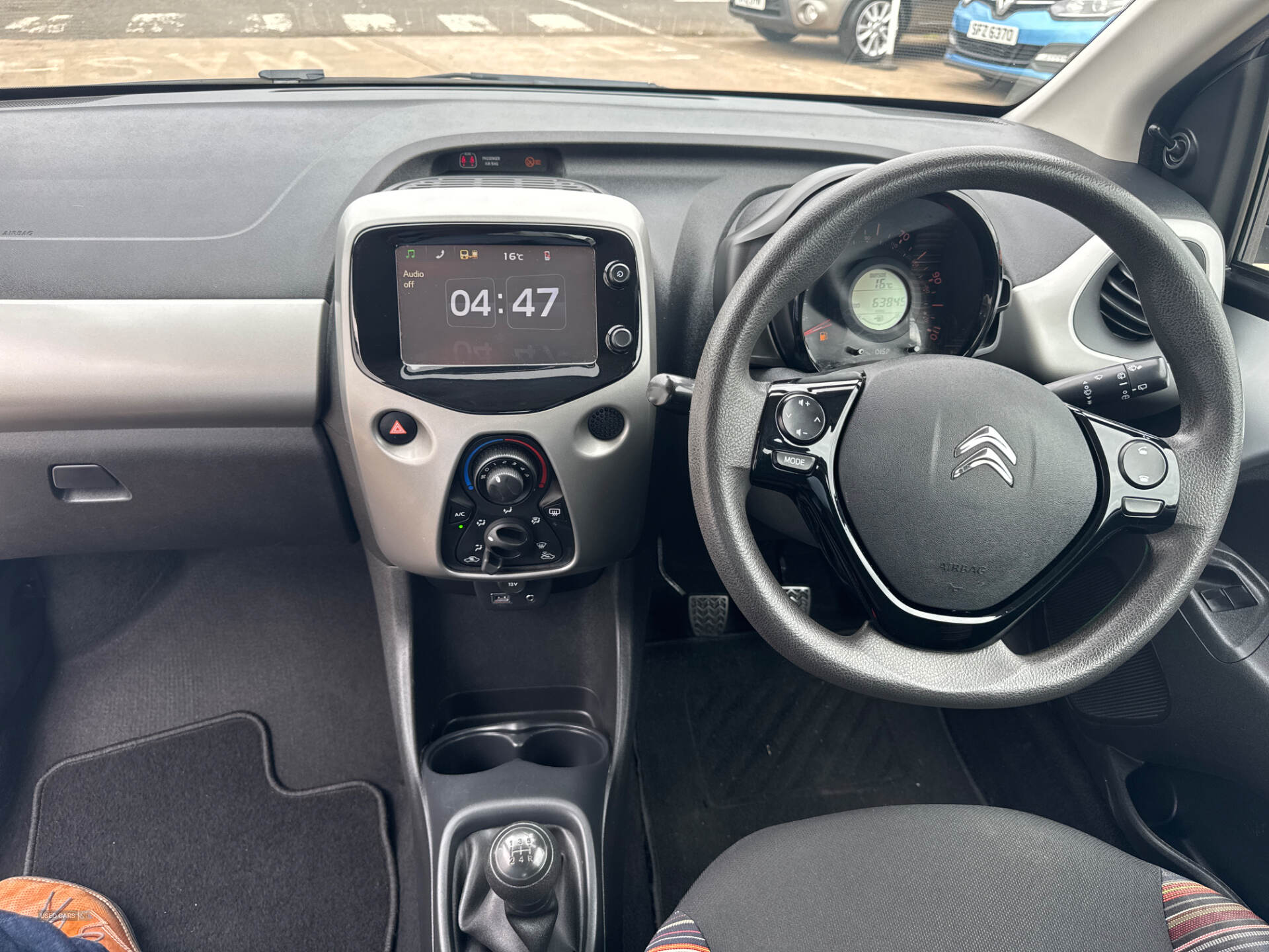 Car Thumbnail 9