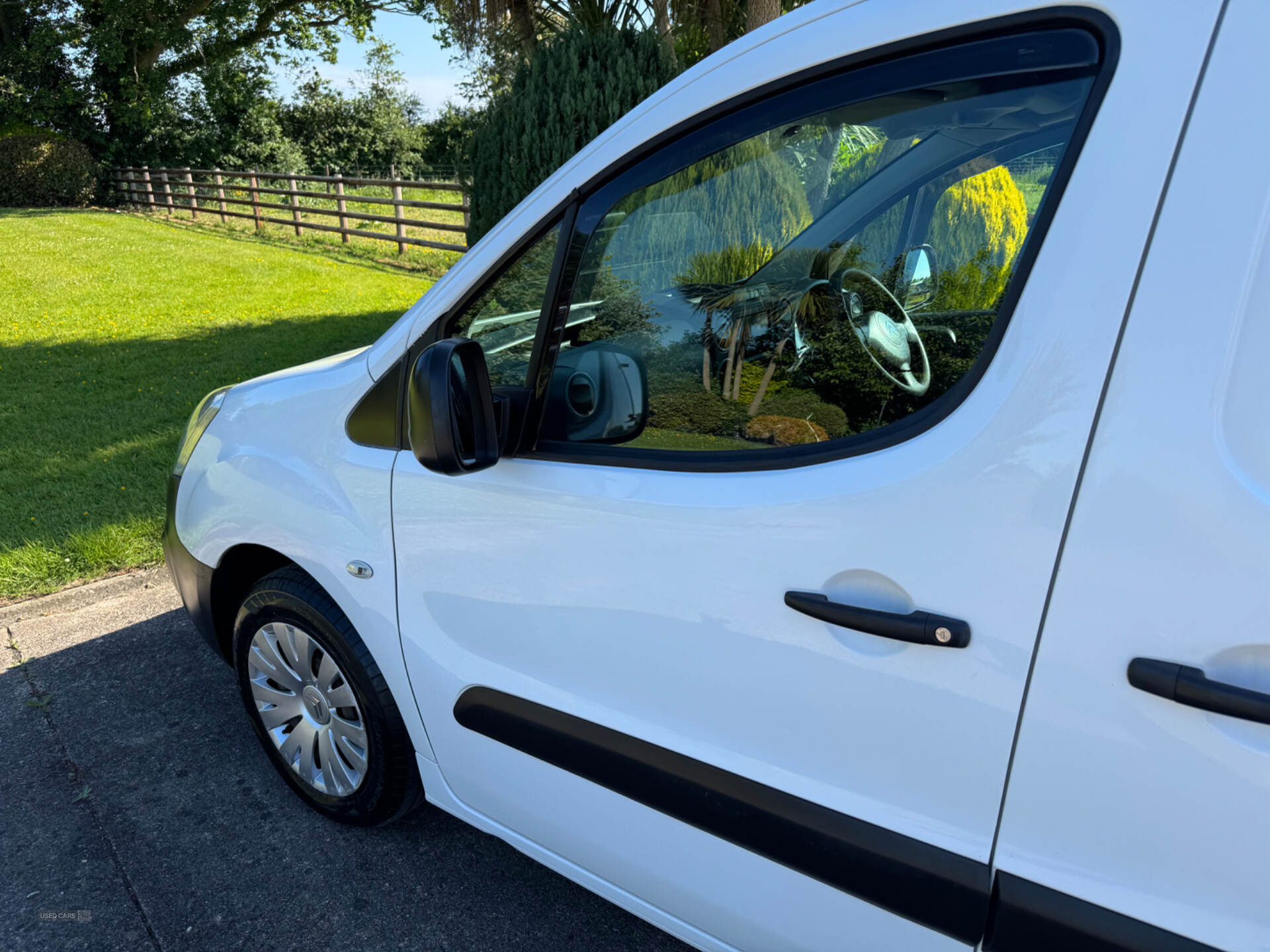 Feb 2016 Citroen Berlingo 1.6 HDi 625Kg Enterprise 75ps