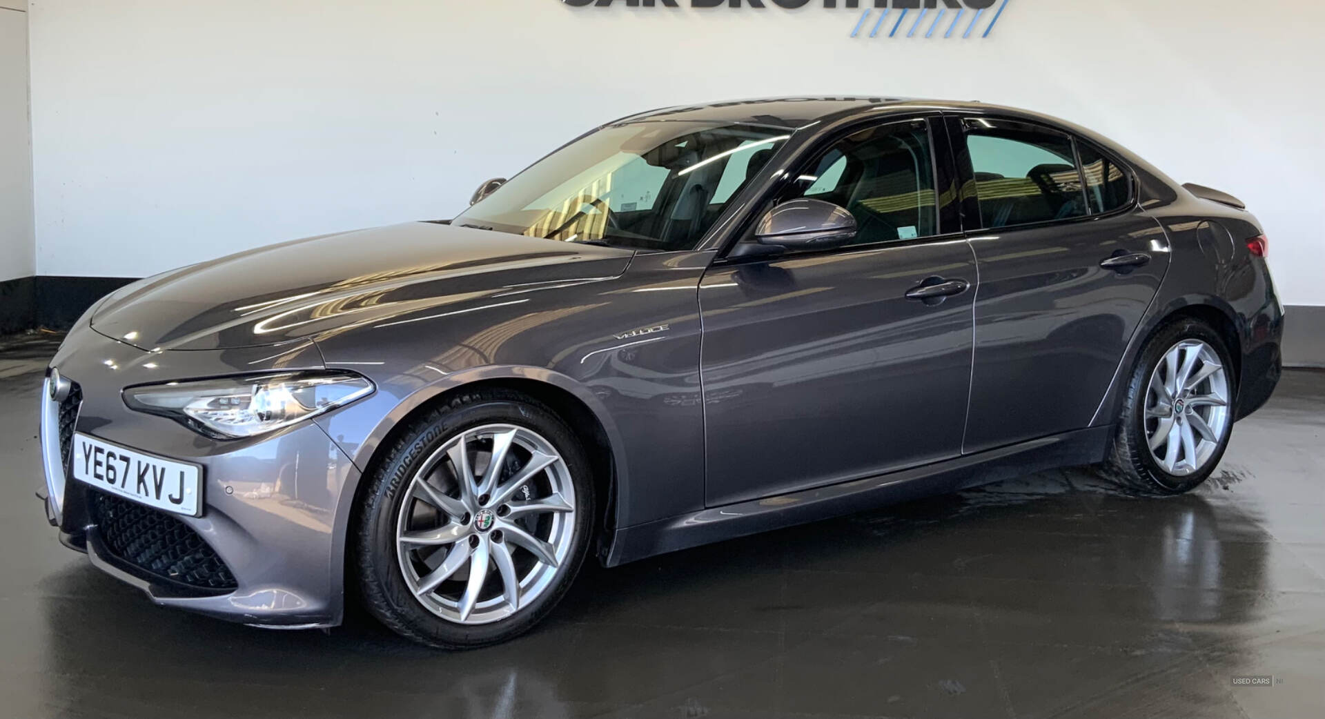 Nov 2017 Alfa Romeo Giulia 2.0 TB 280 Veloce 4dr Auto
