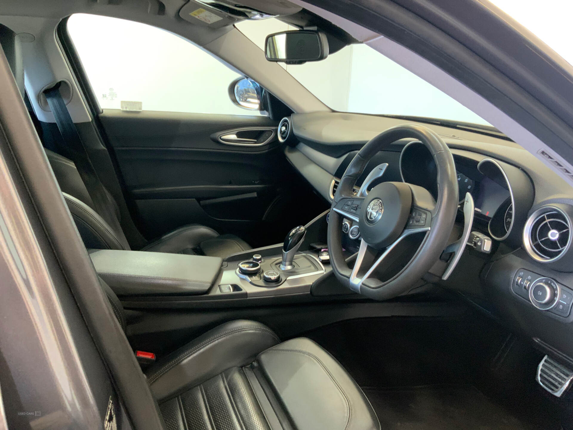 Nov 2017 Alfa Romeo Giulia 2.0 TB 280 Veloce 4dr Auto