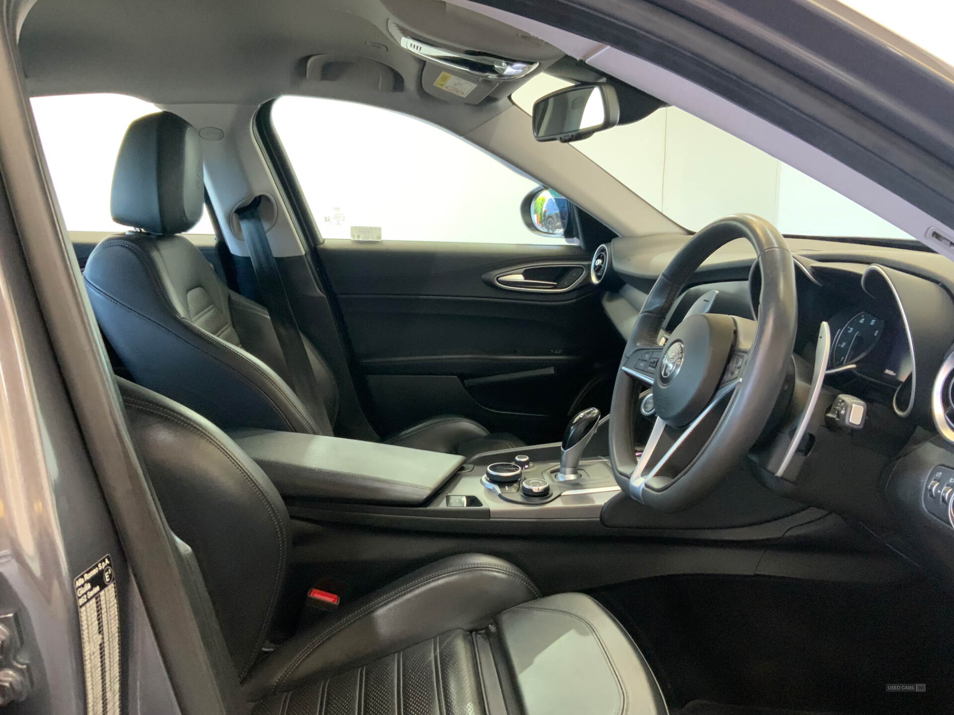 Nov 2017 Alfa Romeo Giulia 2.0 TB 280 Veloce 4dr Auto