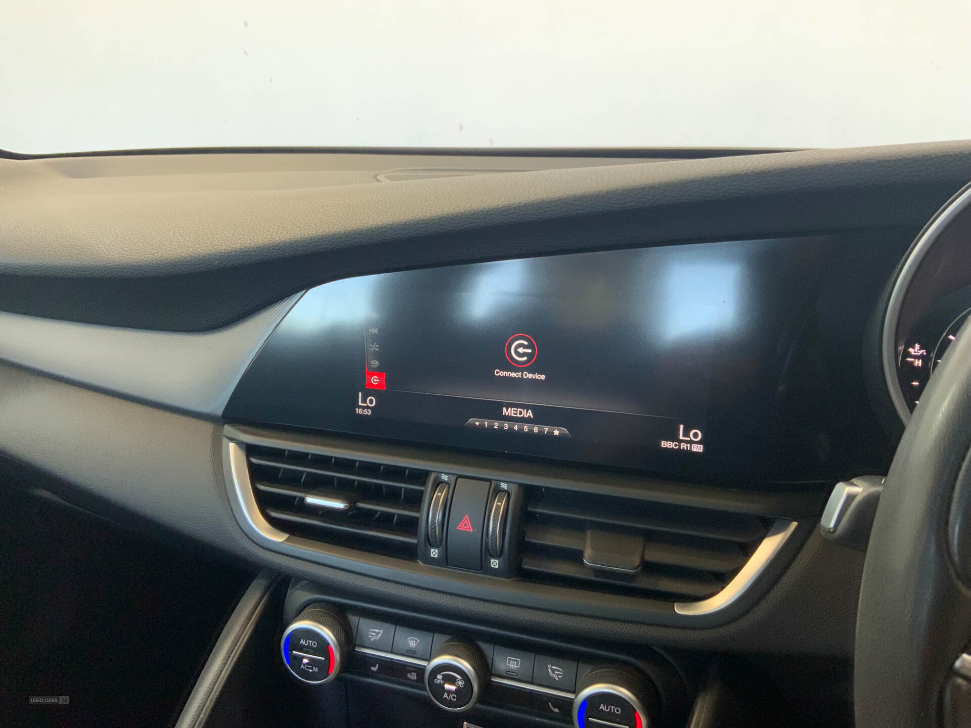 Nov 2017 Alfa Romeo Giulia 2.0 TB 280 Veloce 4dr Auto